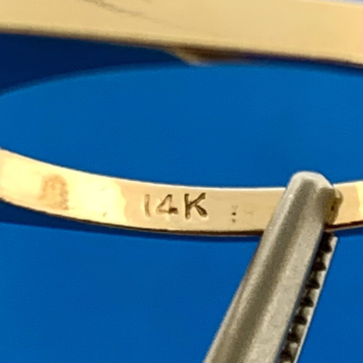 Gorgeous 14k Yellow Gold Round Cut Emerald Prong Set Raised Ring Size 5.25