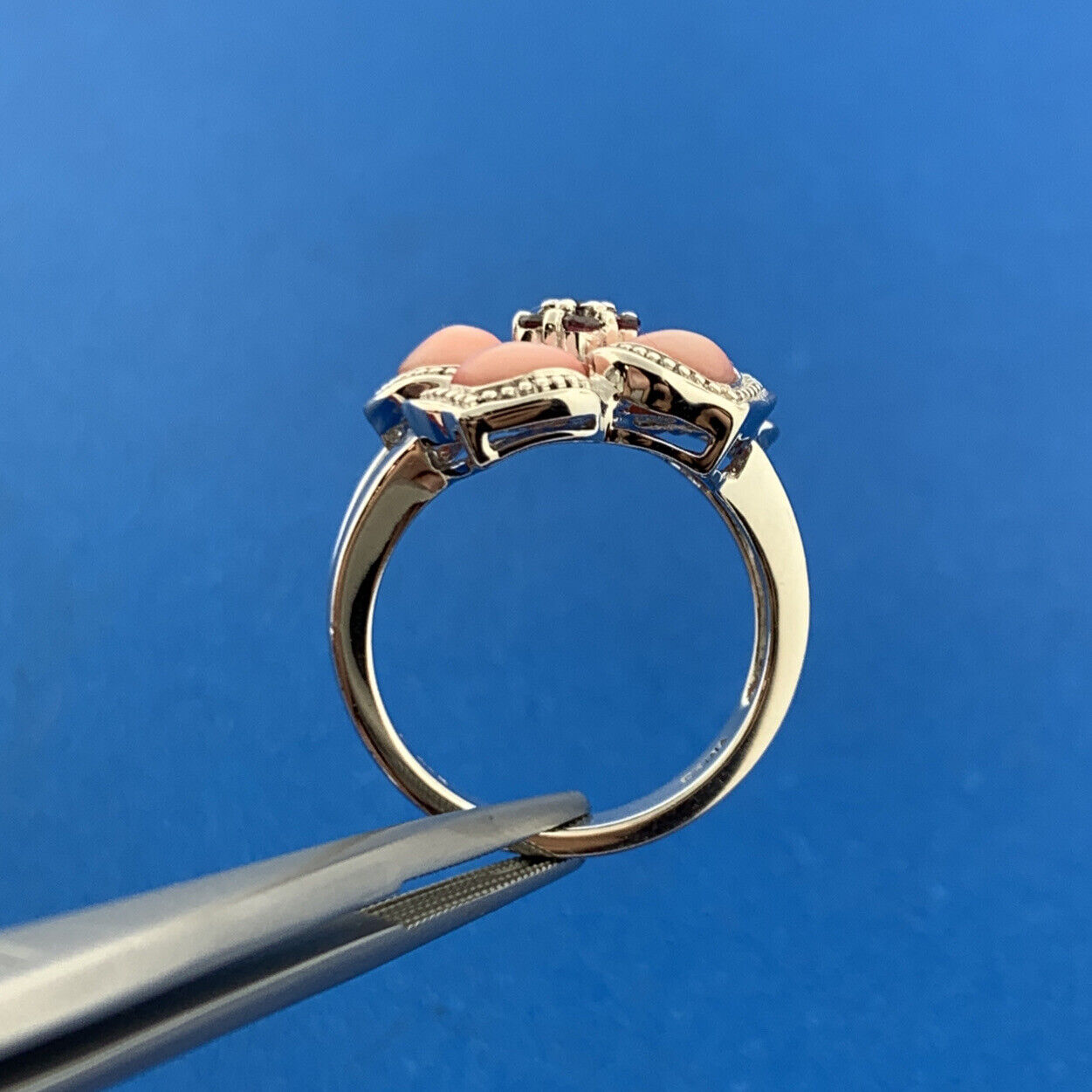 Designer EA Sterling Silver 925 Pink CZ Pink Mother Of Pearl Flower Cluster Ring