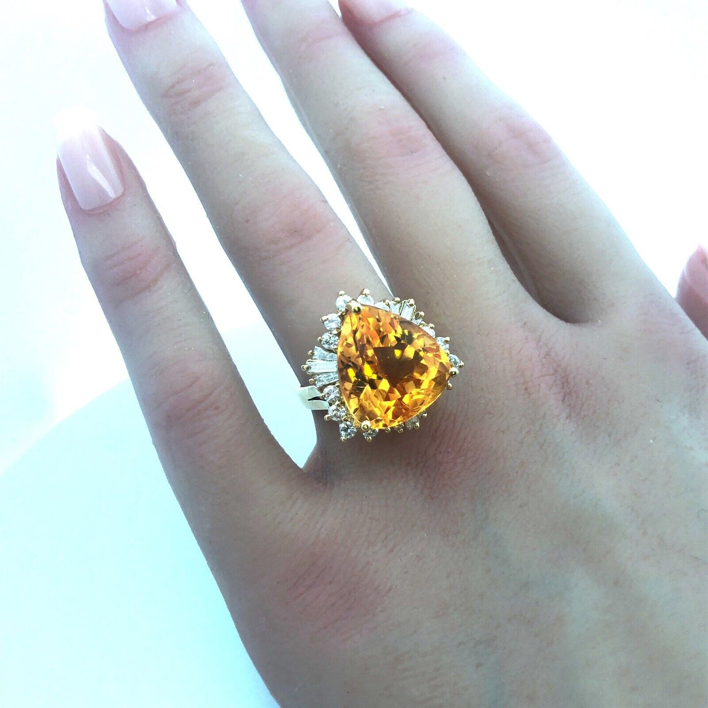 Elegant 18K Yellow Gold Trillion Cut Citrine Diamond Statement Cocktail Ring