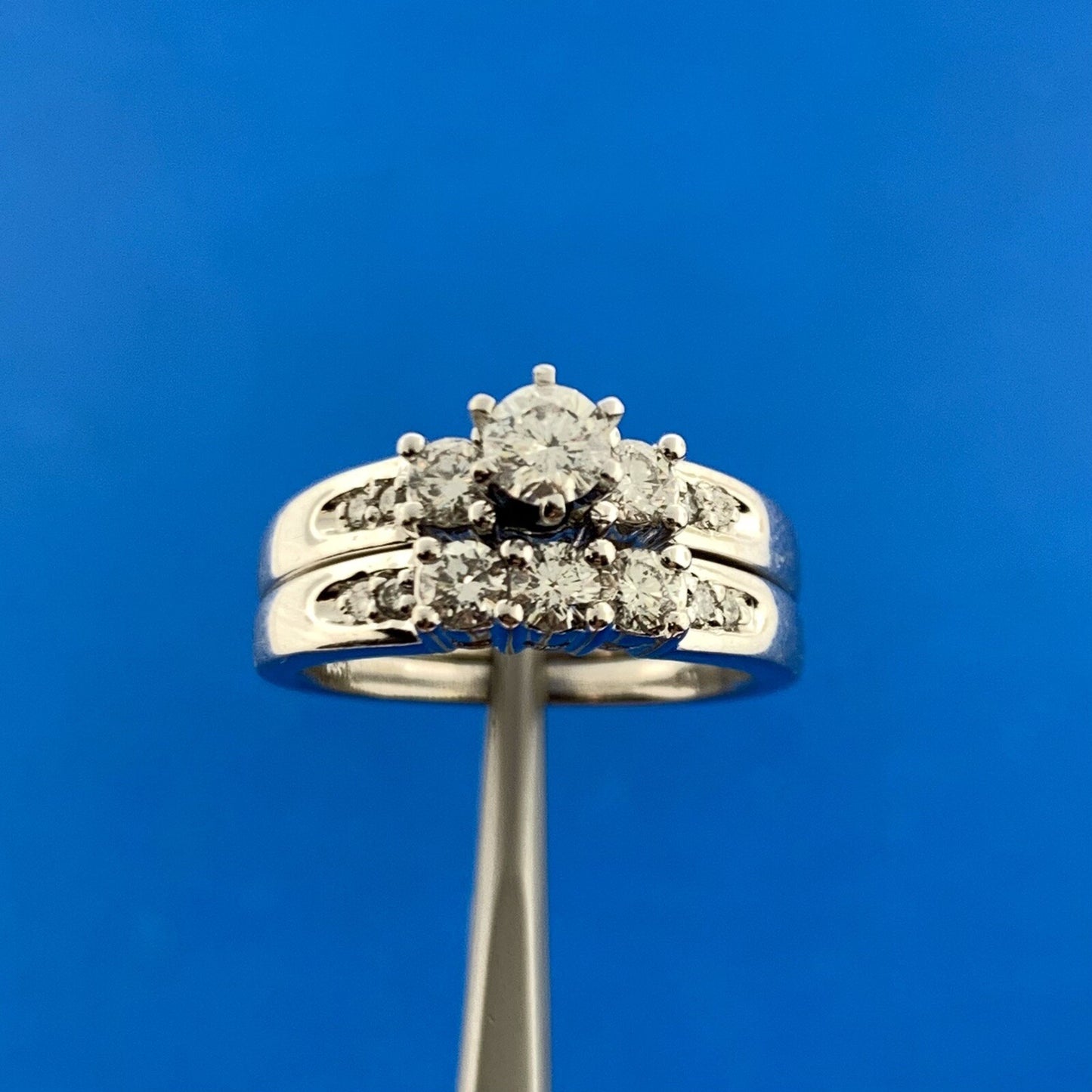 Designer 14K White Gold Round Diamond Engagement Wedding Band Bridal 2 Ring Set