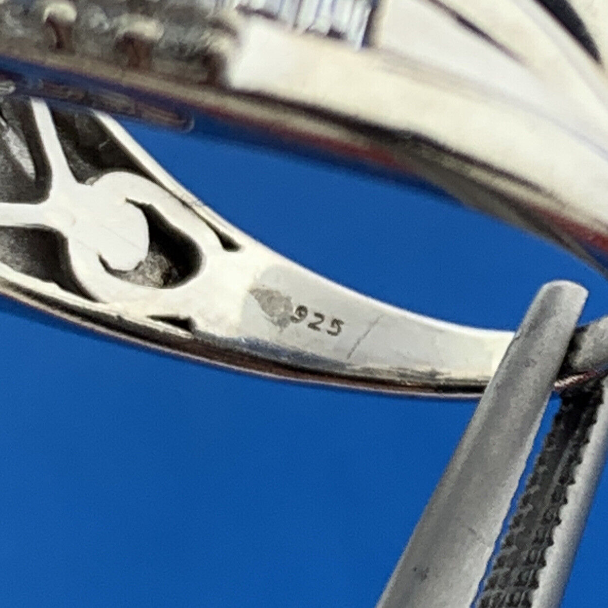 Designer JWBR Sterling Silver 925 Blue & White Sapphire Crossover Band Ring