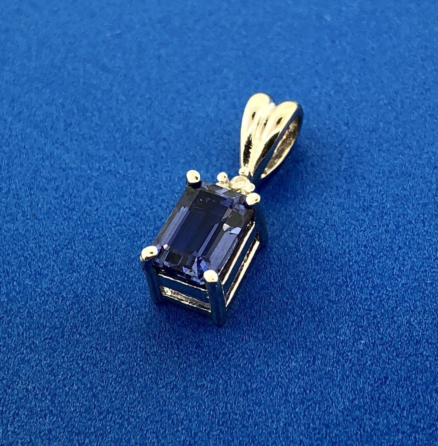 Designer 14K White Gold Sapphire Diamond September Sweetheart Occasion Pendant