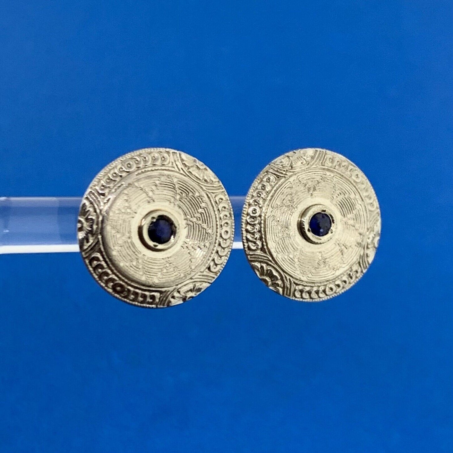 Art Deco 14K White Yellow Gold Blue Sapphire Patterned Circle Stud Earrings