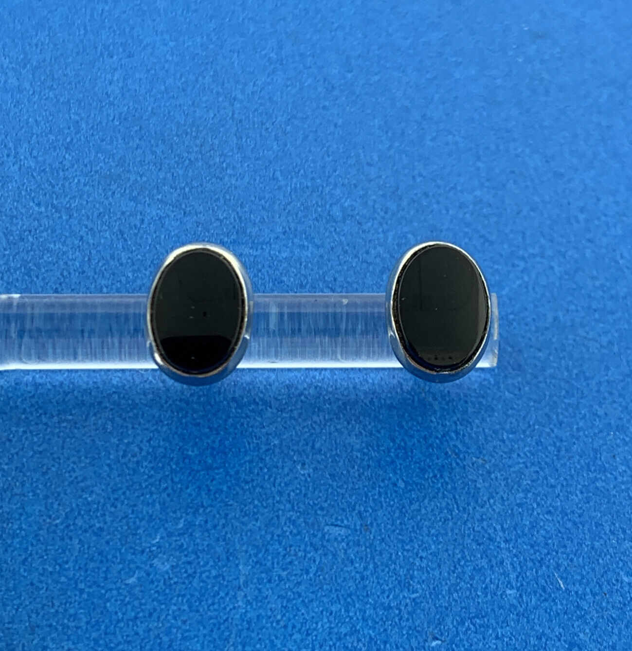 Gorgeous 14k White Gold Cabochon Black Onyx Oval Friction Back Stud Earrings