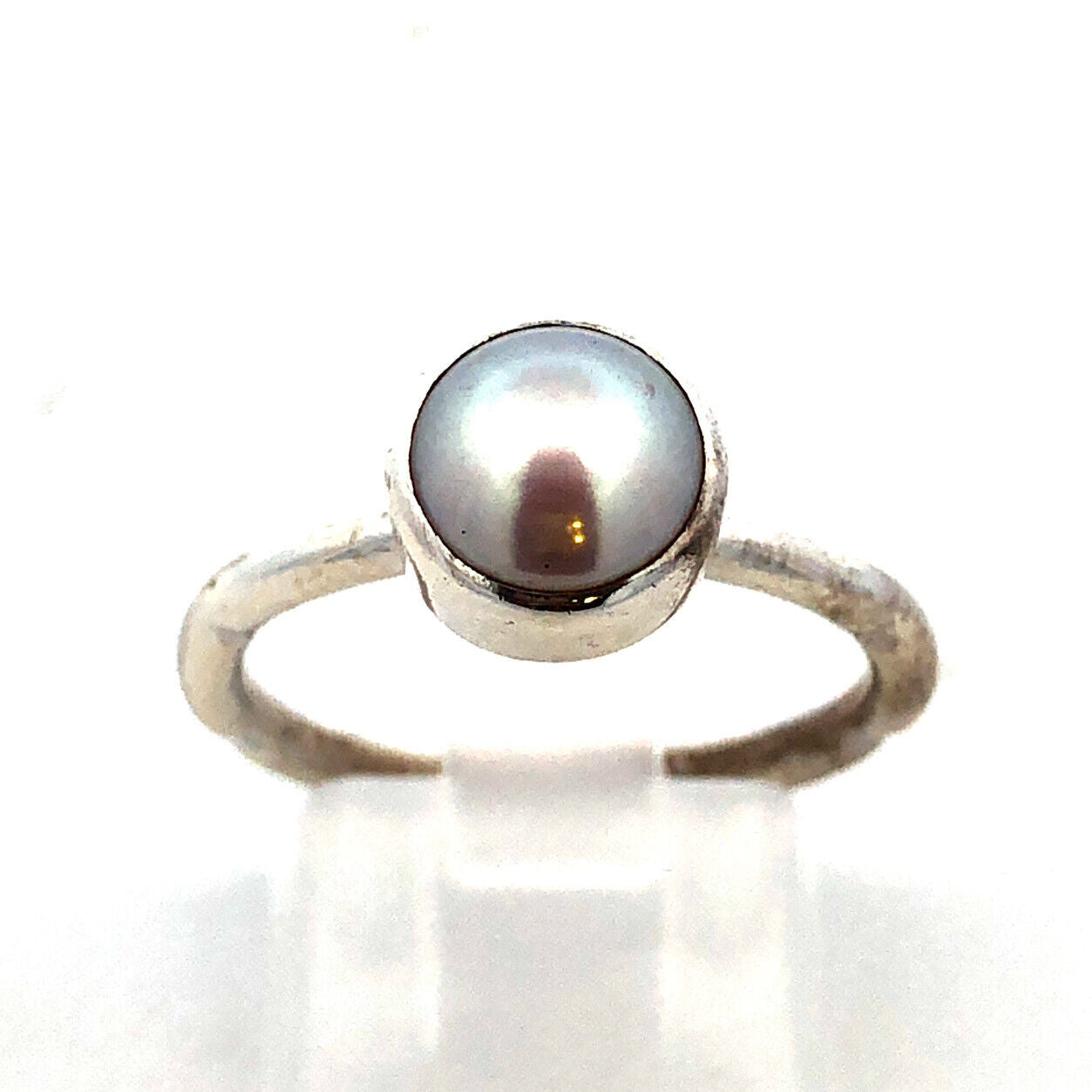 925 Sterling Silver Round Light Pink Pearl Solitaire Occasion Ring