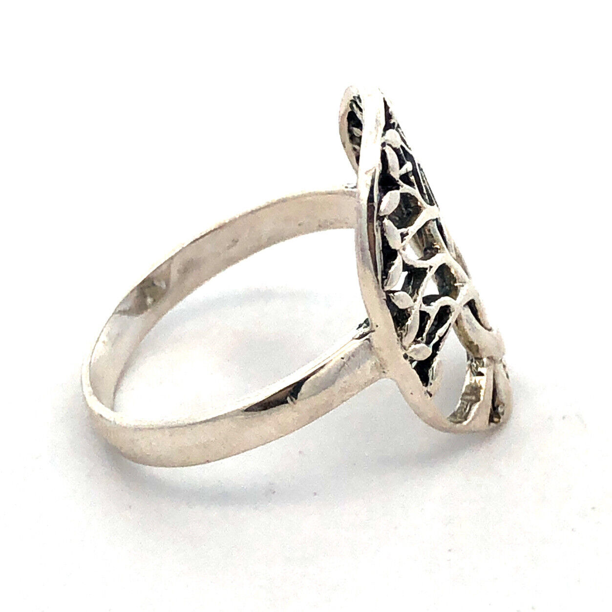 925 Sterling Silver Vintage Tree of Life Nature Modernist Oval Statement Ring