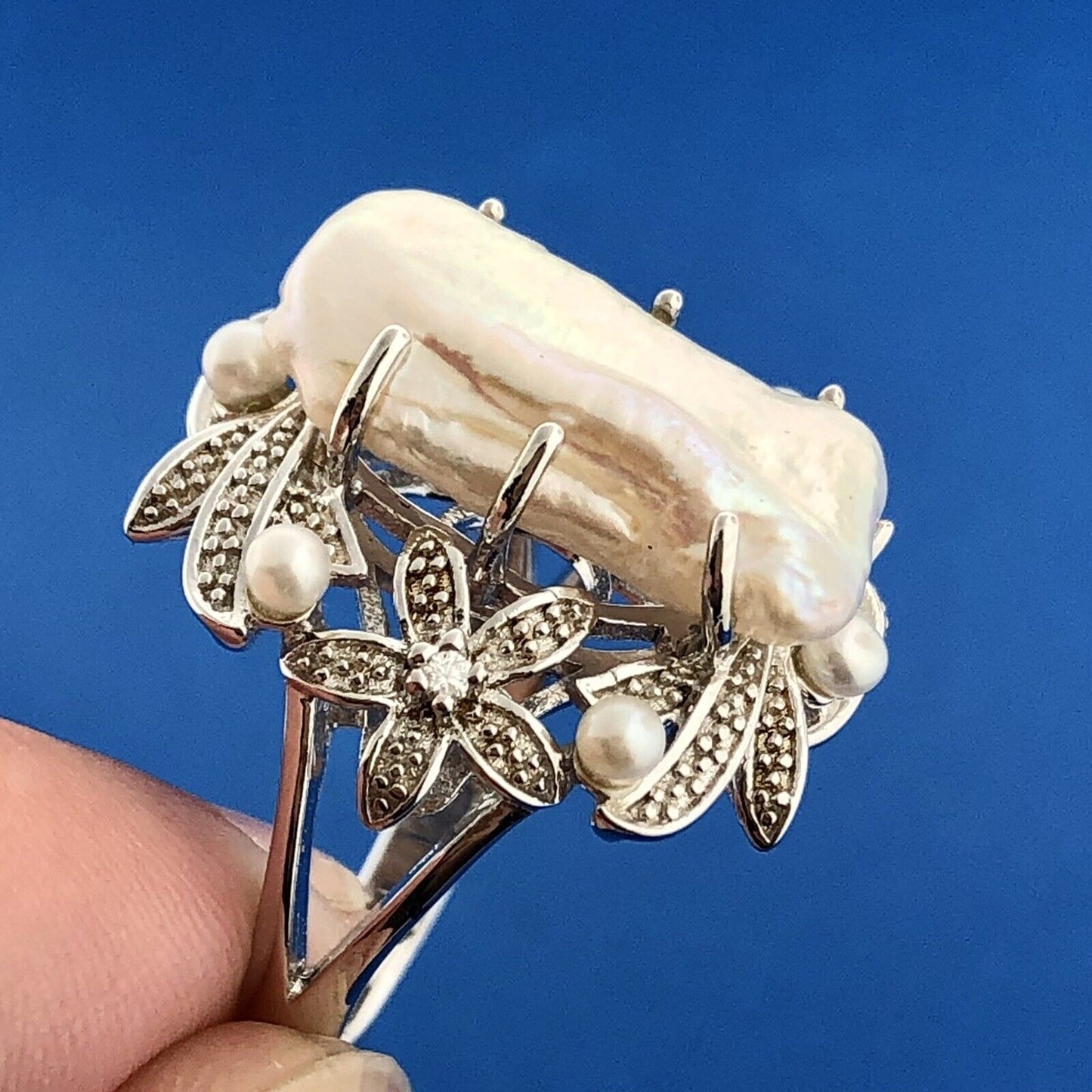 Designer HT 925 Sterling Silver Mother Of Pearl Diamond Pearl Floral Ring