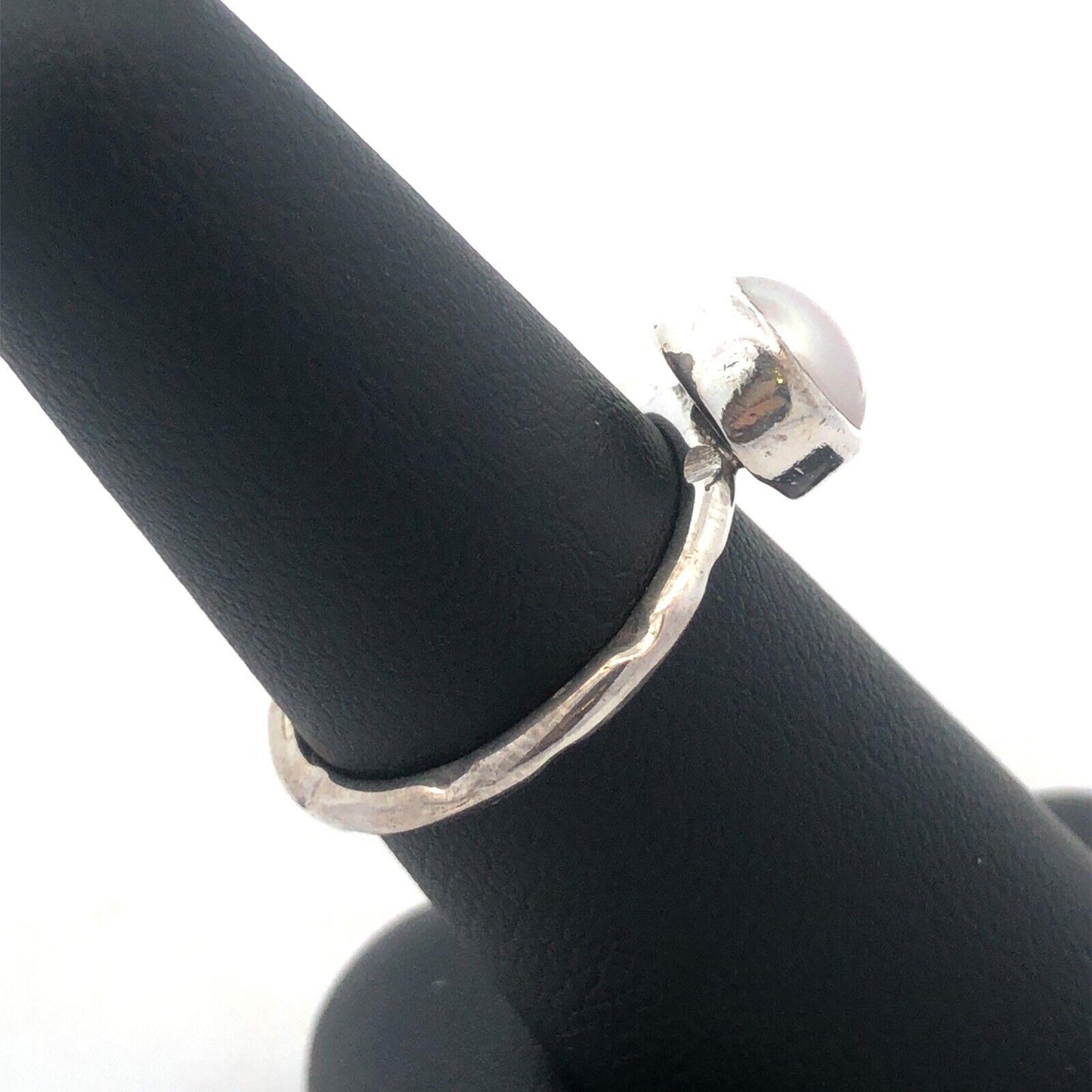 925 Sterling Silver Round Light Pink Pearl Solitaire Occasion Ring