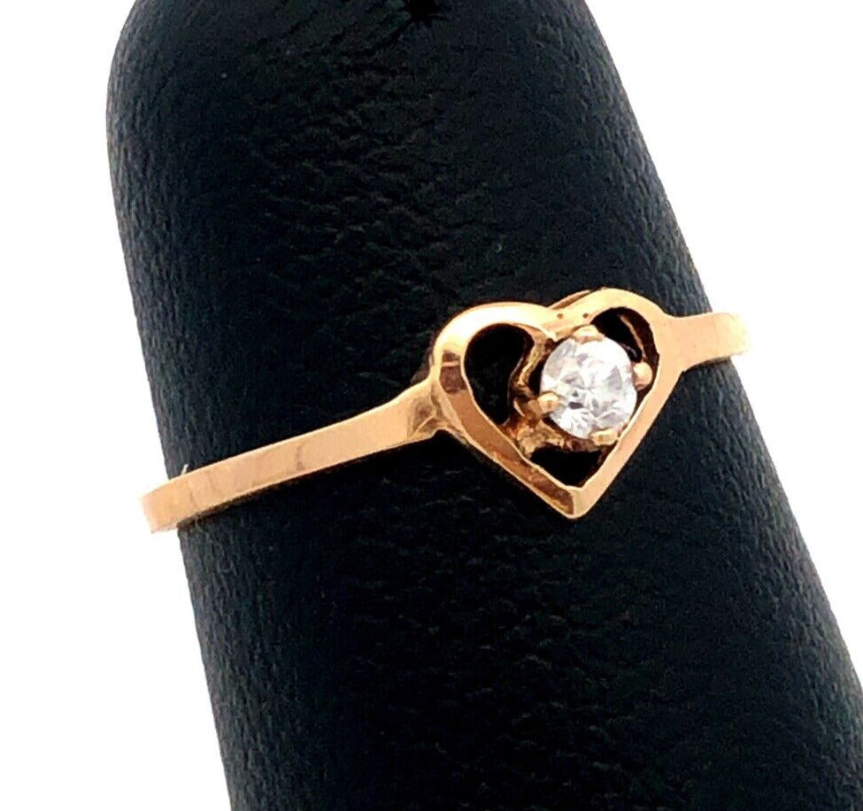 Estate 14K Yellow Gold Round White Tourmaline Solitaire Heart Love Promise Ring