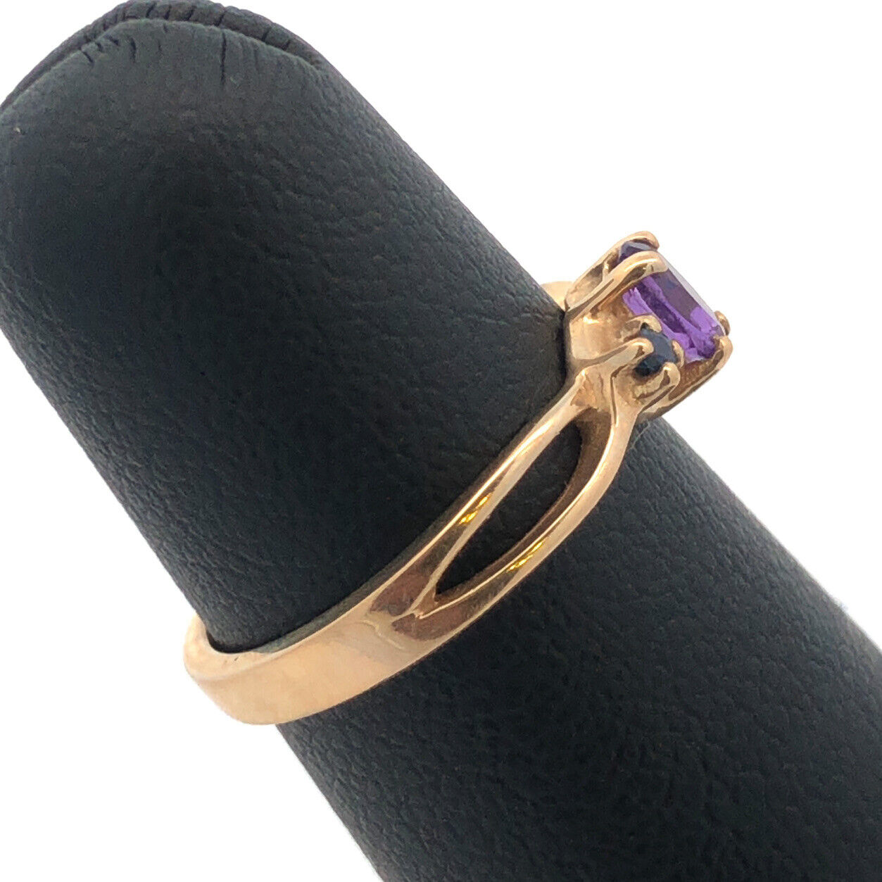 Designer 10K Yellow Gold Oval Amethyst Round Sapphire Accented Ring