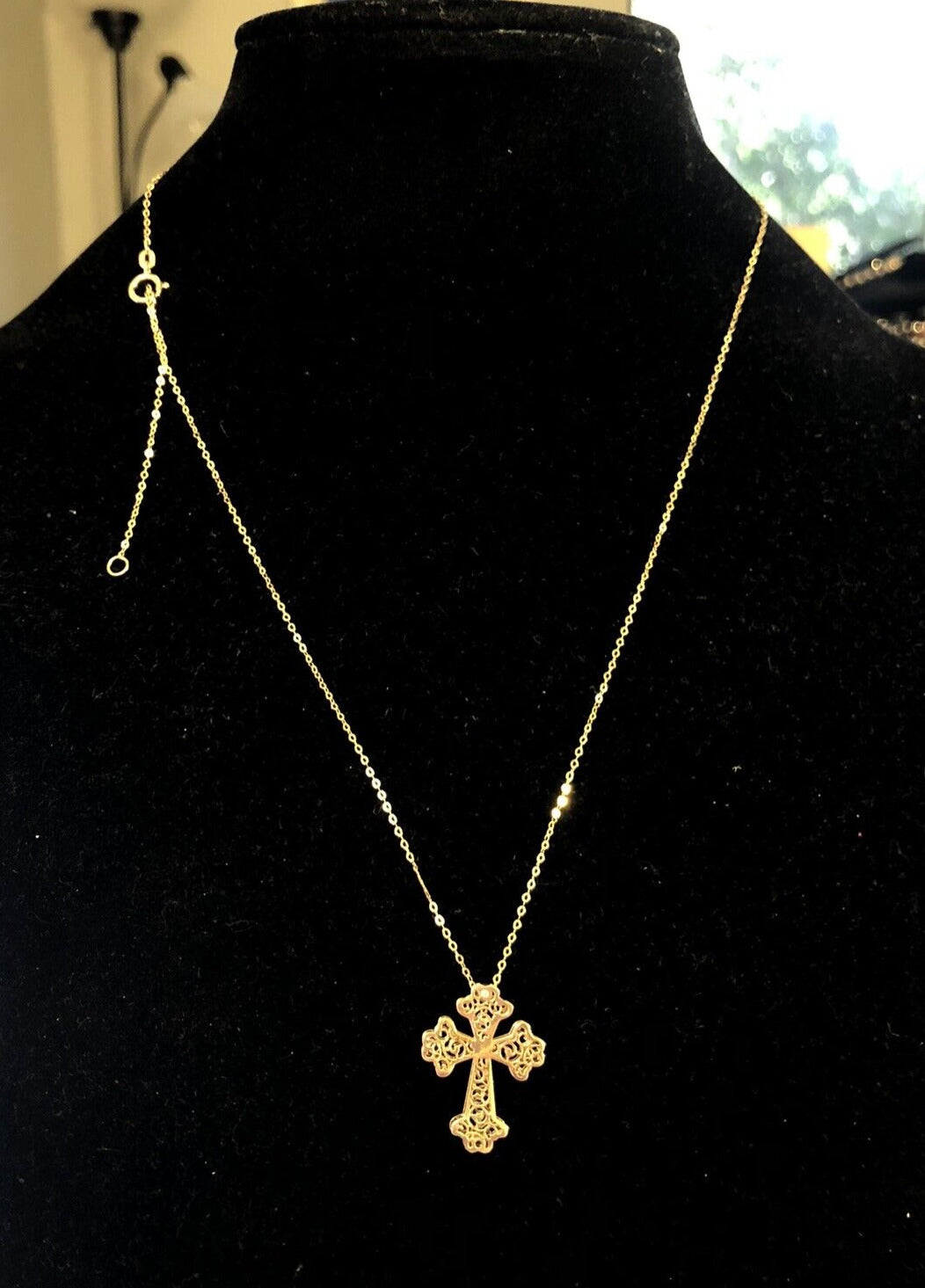 Estate Italy 14K Yellow Gold Open Work Scroll Cross Pendant Necklace