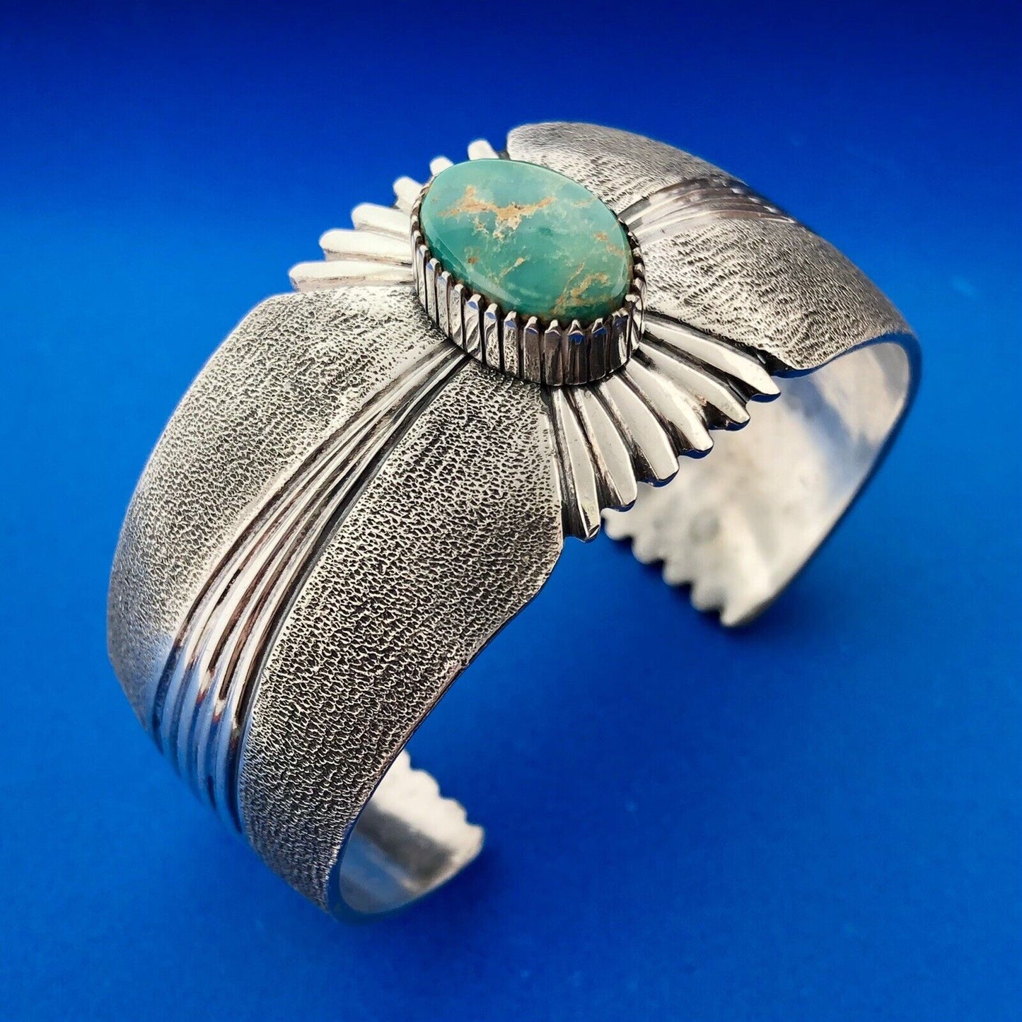 Vintage Native American 925 Sterling Silver Turquoise Statement Cuff Bracelet