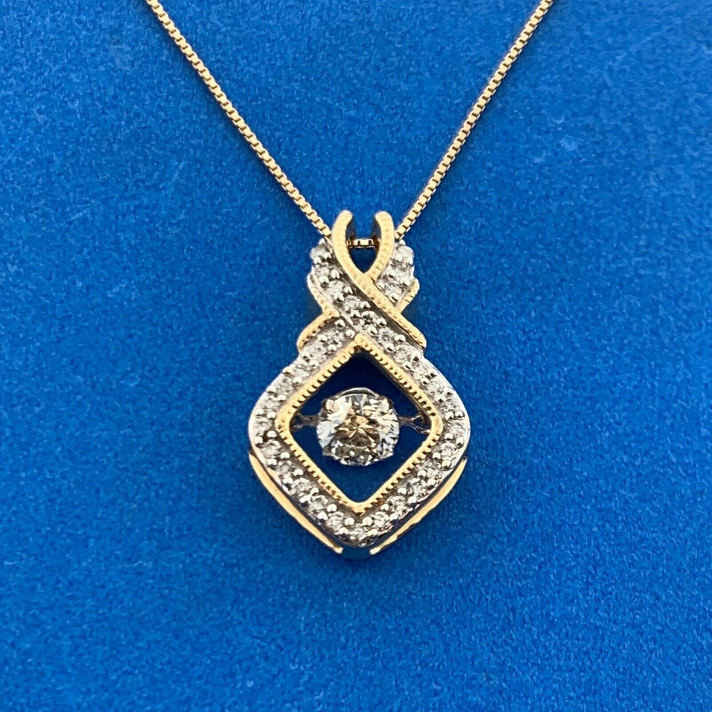 Gorgeous 14k Yellow Gold Round Cut Suspended Diamond 16" Box Chain Necklace