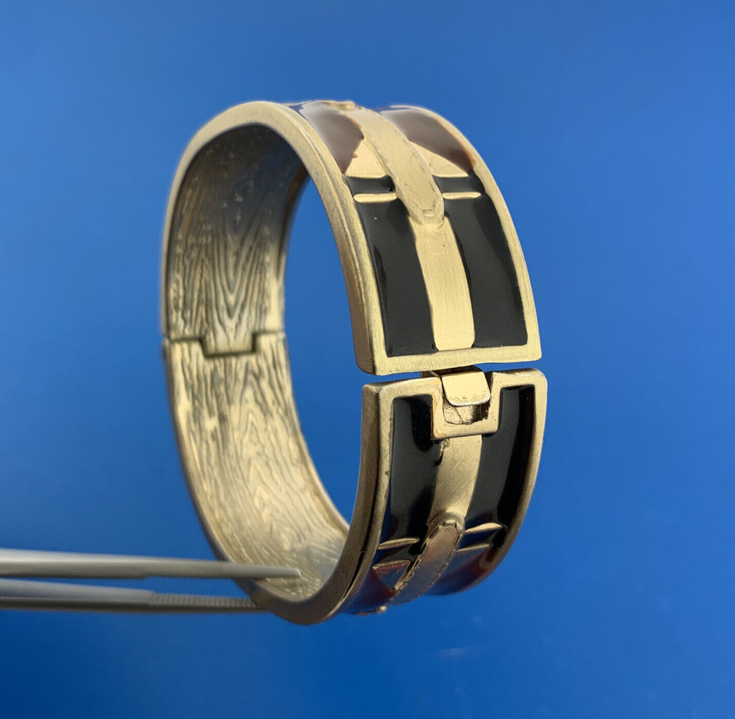 1980's Gold Tone Black Brown Gold Enamel Belt Buckle Design Hinged Cuff Bracelet