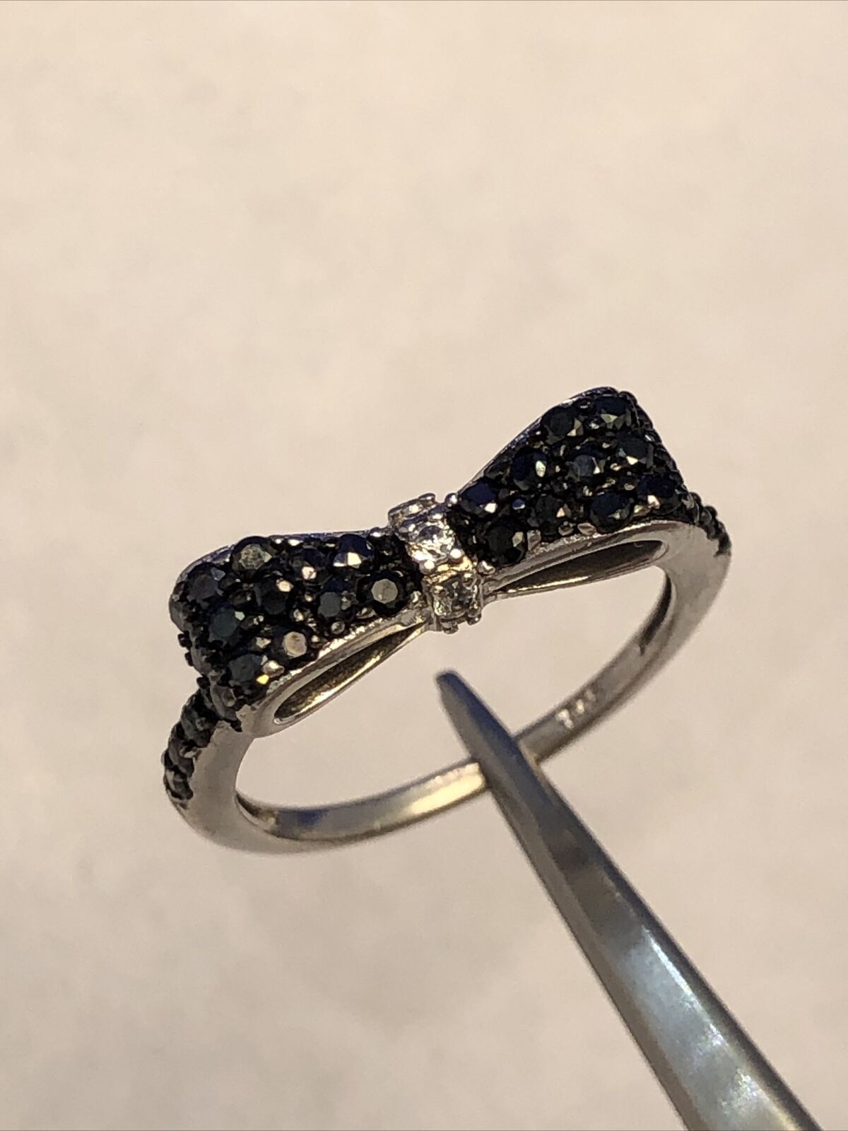 Estate 925 Sterling Silver Faceted Black Onyx Cubic Zirconia 3D Bow Ring