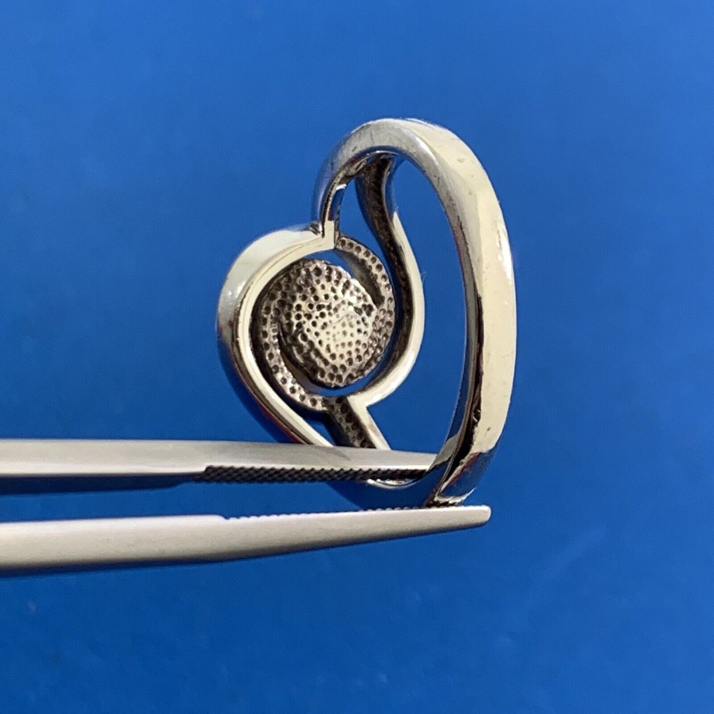 Designer 925 Sterling Silver Pearl Solitaire Modernist Twist Cocktail Ring