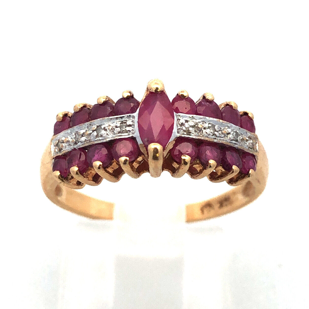 Vintage 10K Yellow Gold Ruby Diamond Engagement Anniversary Cocktail Ring
