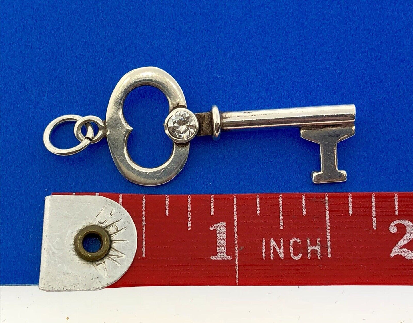 Retro 925 Sterling Silver Cubic Zirconia CZ Key To My Heart Pendant