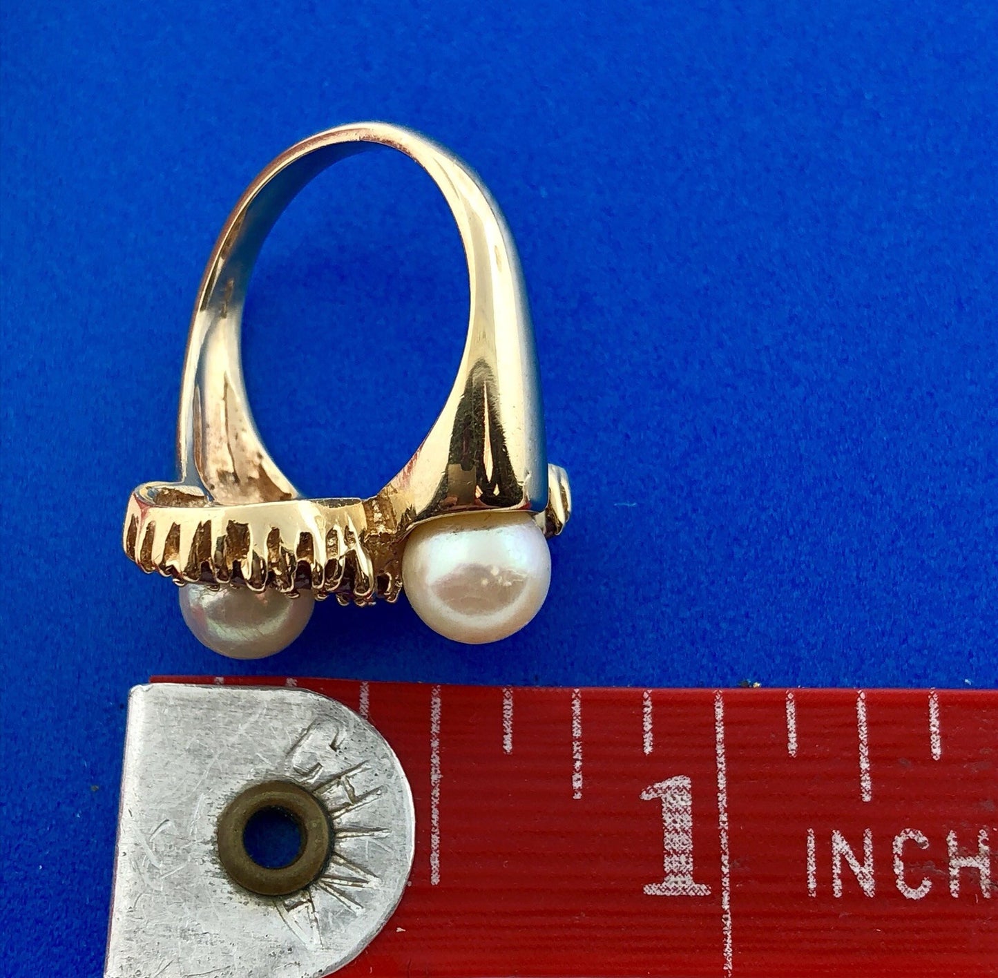 Vintage 14K Yellow Gold Garnet Pearl Free Form Cocktail Anniversary Ring