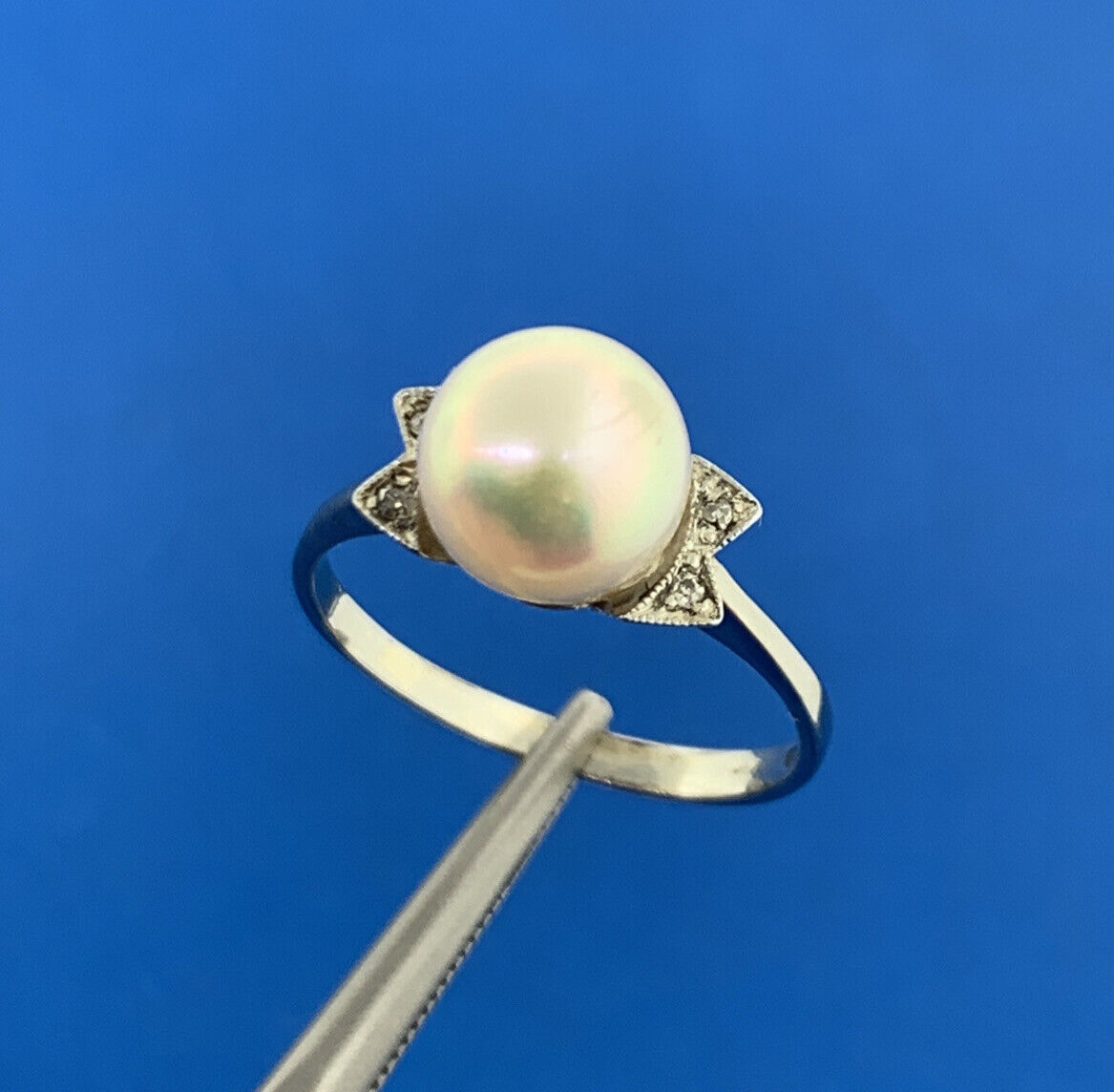 Vintage 18K White Gold Pearl Solitaire Size 6.5 Cocktail Ring