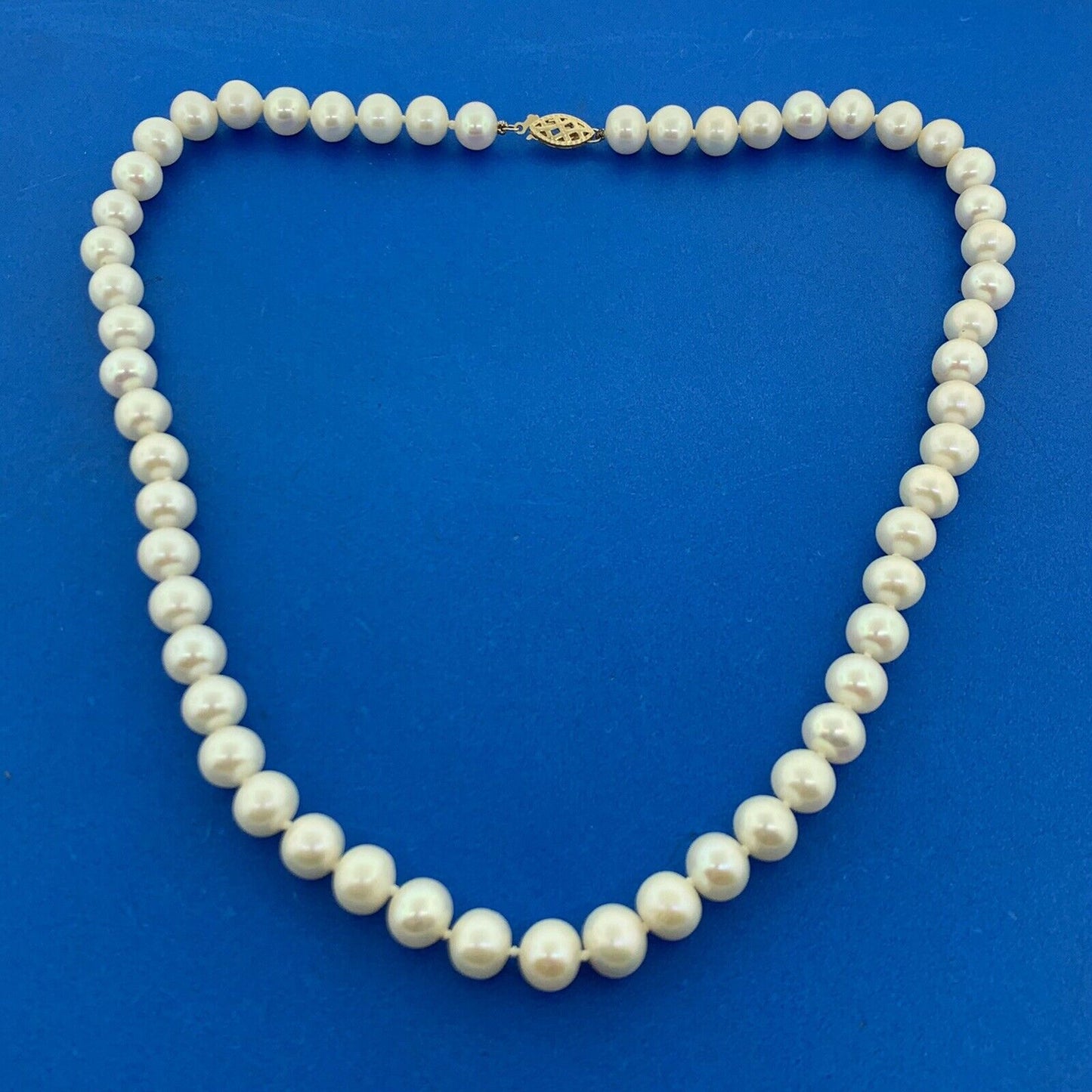 Vintage 14K Yellow Gold 7.25 mm Hand Knotted Pearl Necklace