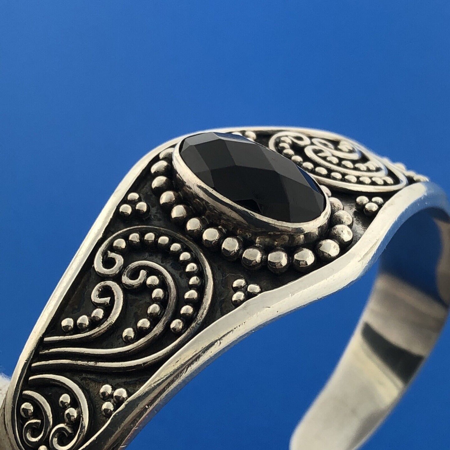 BA Suarti 925 Sterling Silver Faceted Black Onyx Balinese Tapered Cuff Bracelet