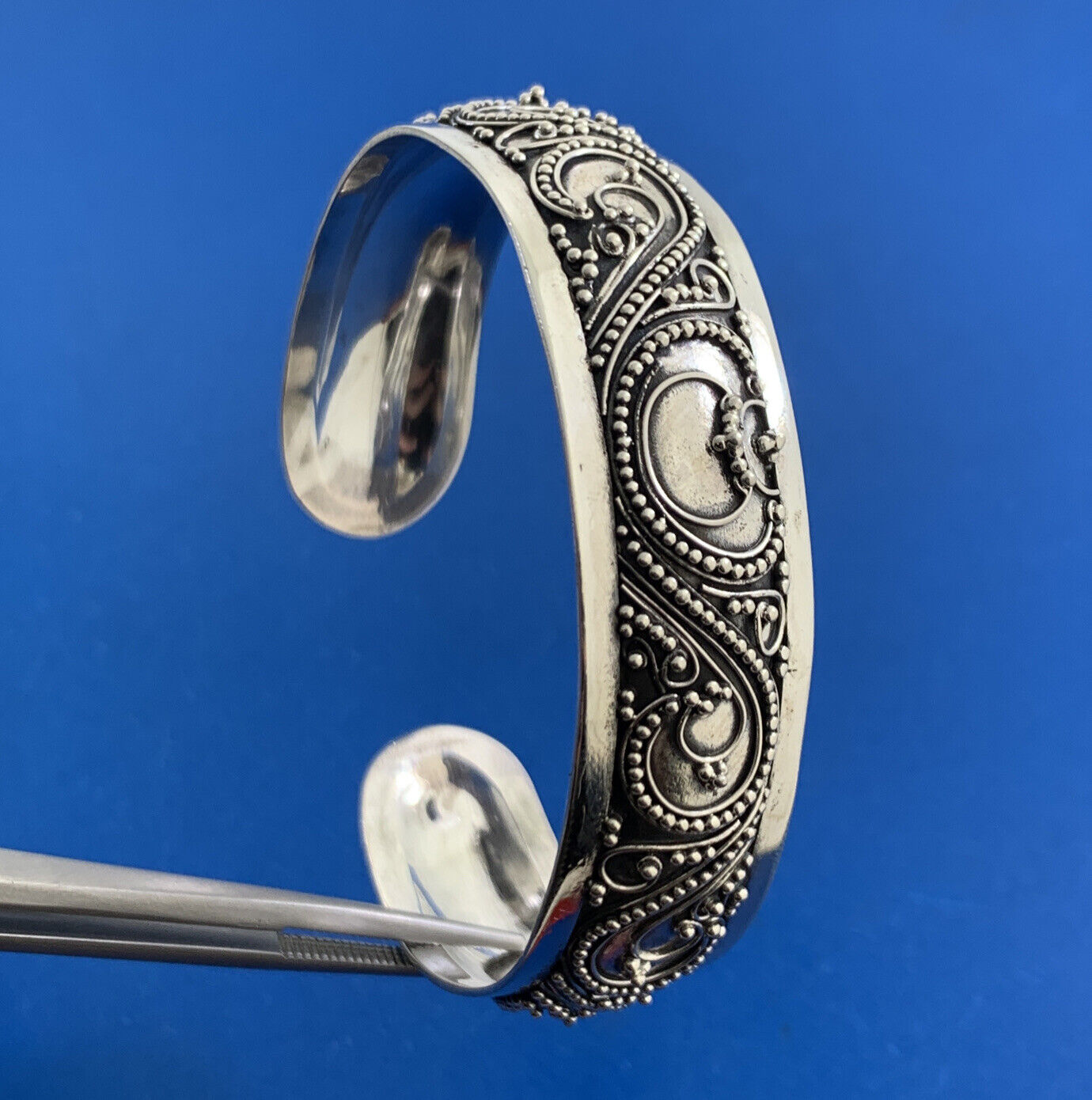 Designer 925 Sterling Silver Beaded Filigree Detail Open Cuff Bracelet