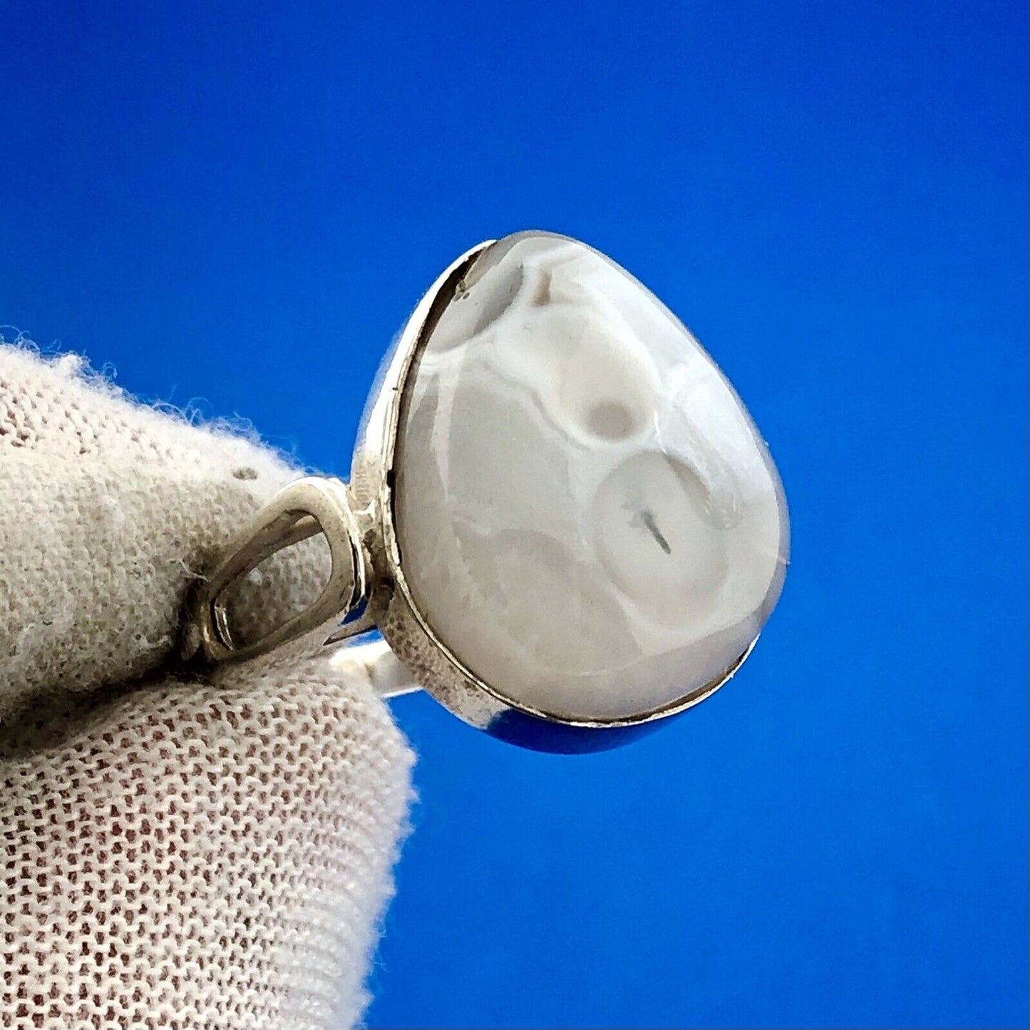 Retro 925 Sterling Silver Pear Cabochon Banded White Gray Agate Statement Ring