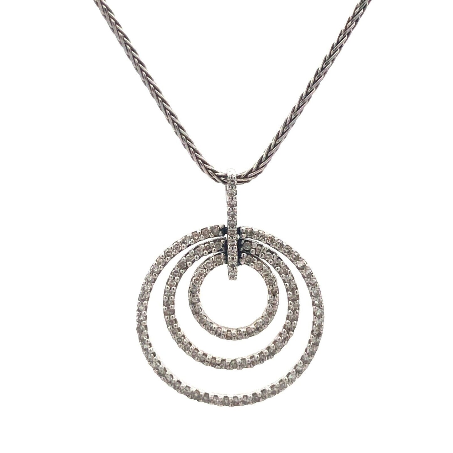 Gorgeous 14k White Gold Diamond Graduated Circle Pendant 16" Chain Necklace