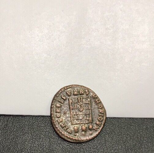 Licinius II A.D. 317-324 Roman AE Bronze Follis Campgate Reverse