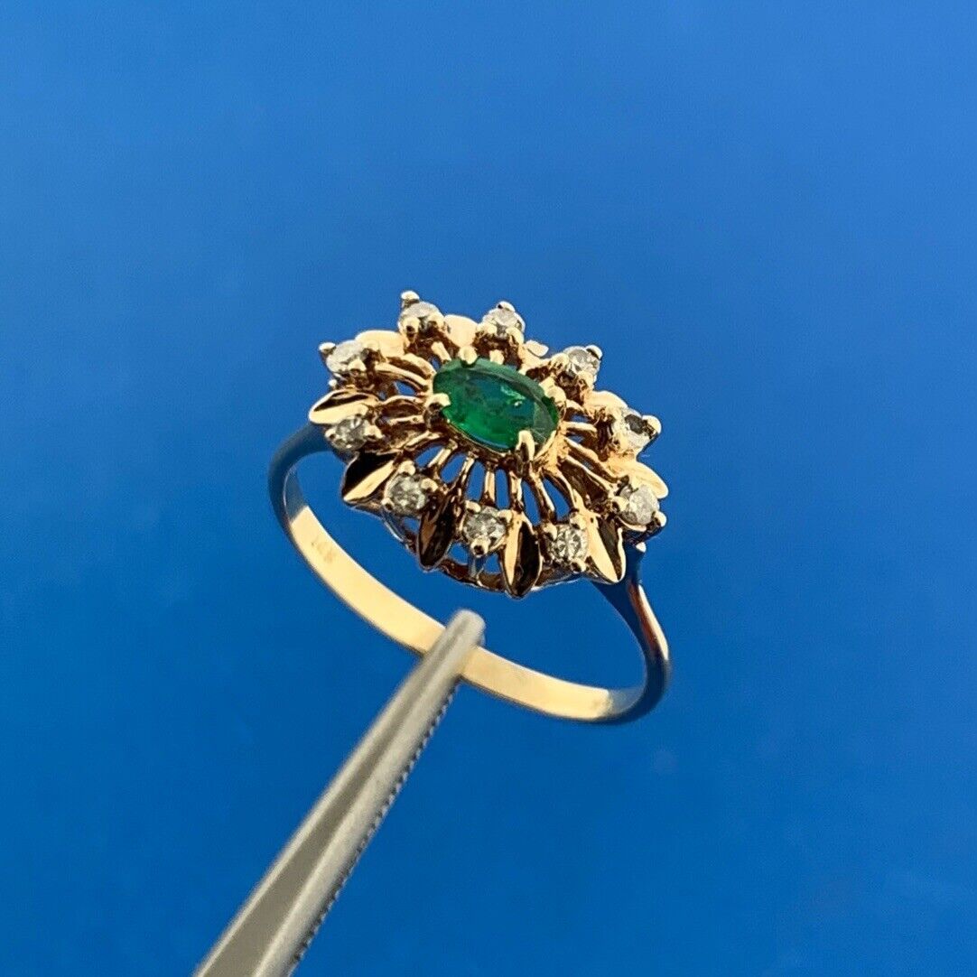 Vintage 14K Yellow Gold Oval Emerald Diamond Starburst Halo May Anniversary Ring