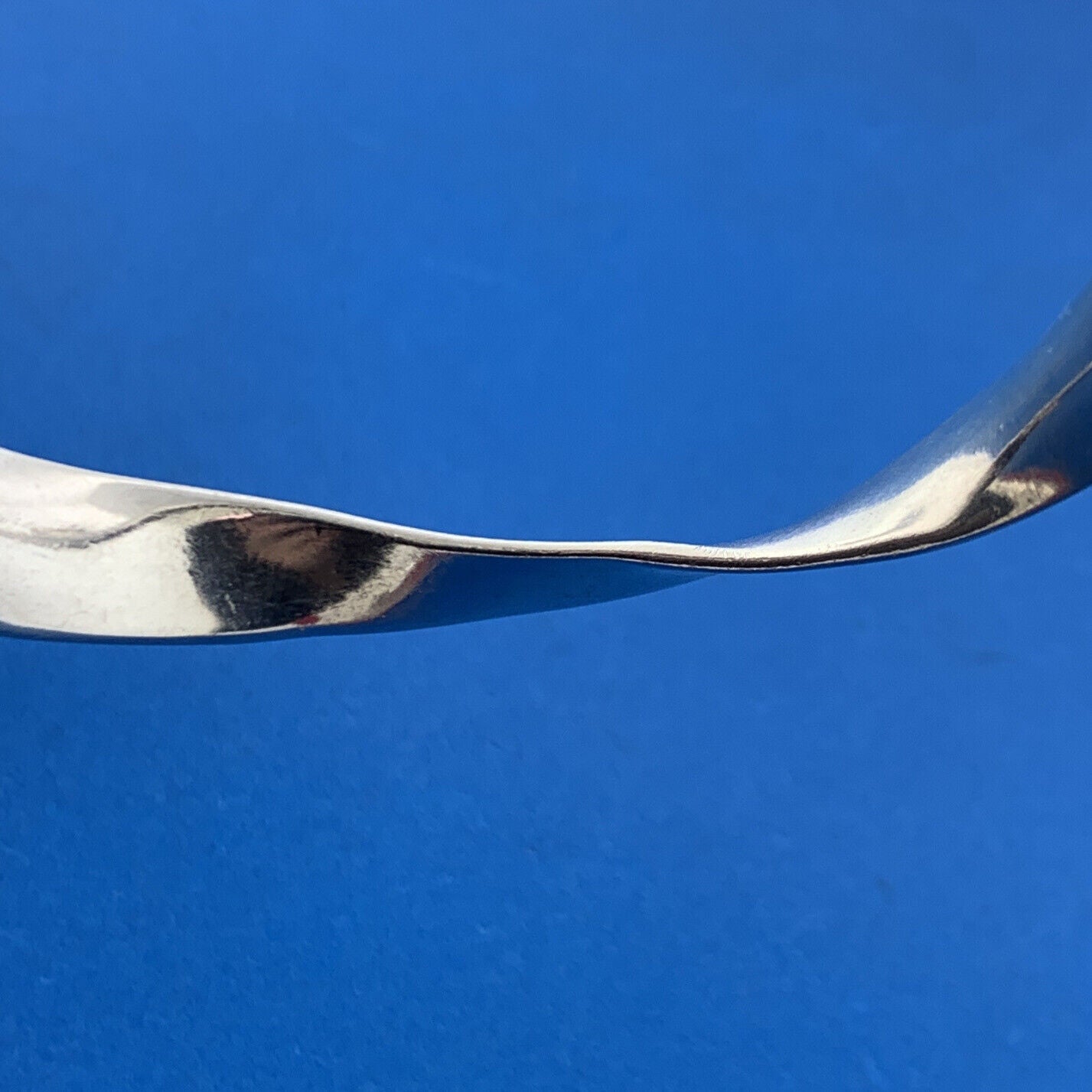 Taxco Artisan PAZ. 925 Sterling Silver Ribbed Wave Modernist Bangle Bracelet