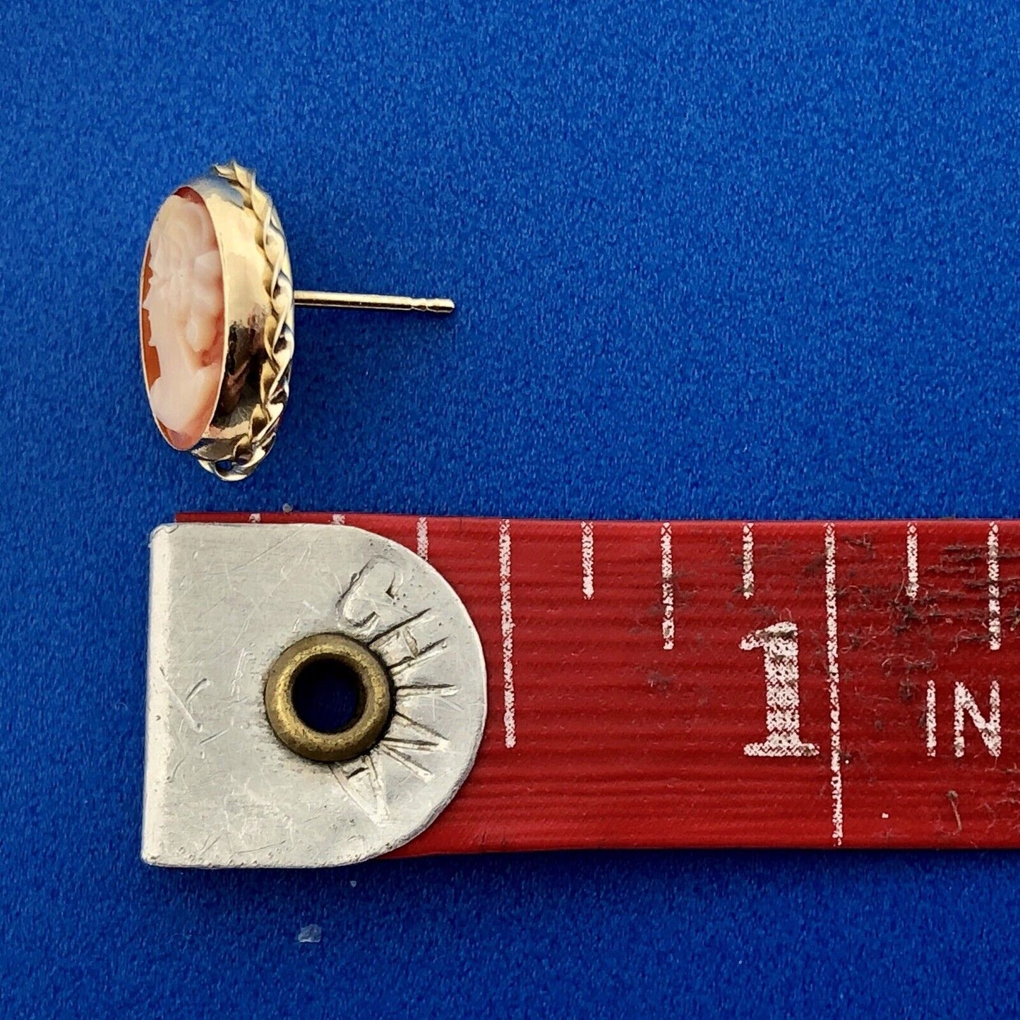 Classic Victorian 14K Yellow Gold Carved Cameo Statement Stud Earrings