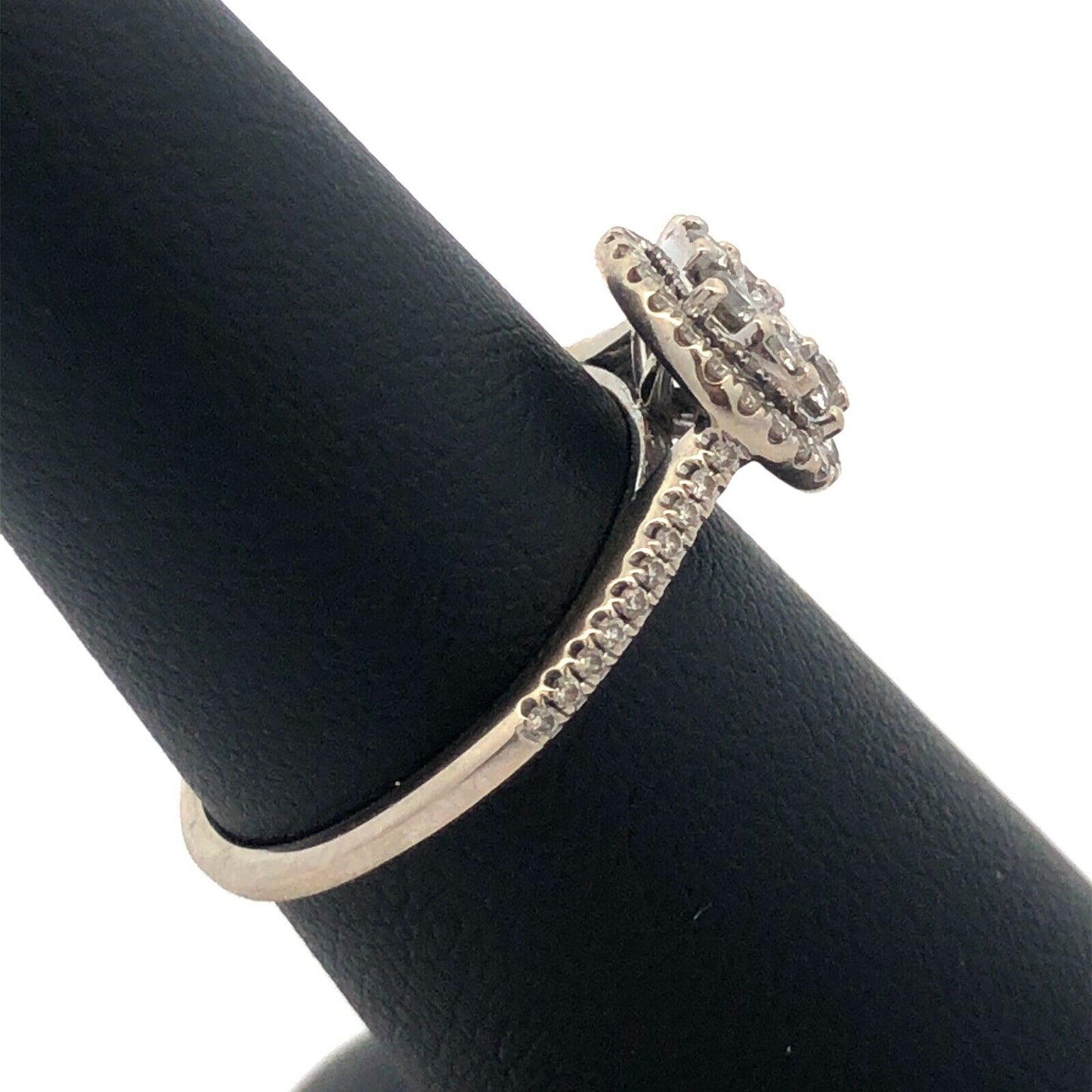 Designer SG 14K White Gold Round Diamond Cluster Halo Engagement Ring