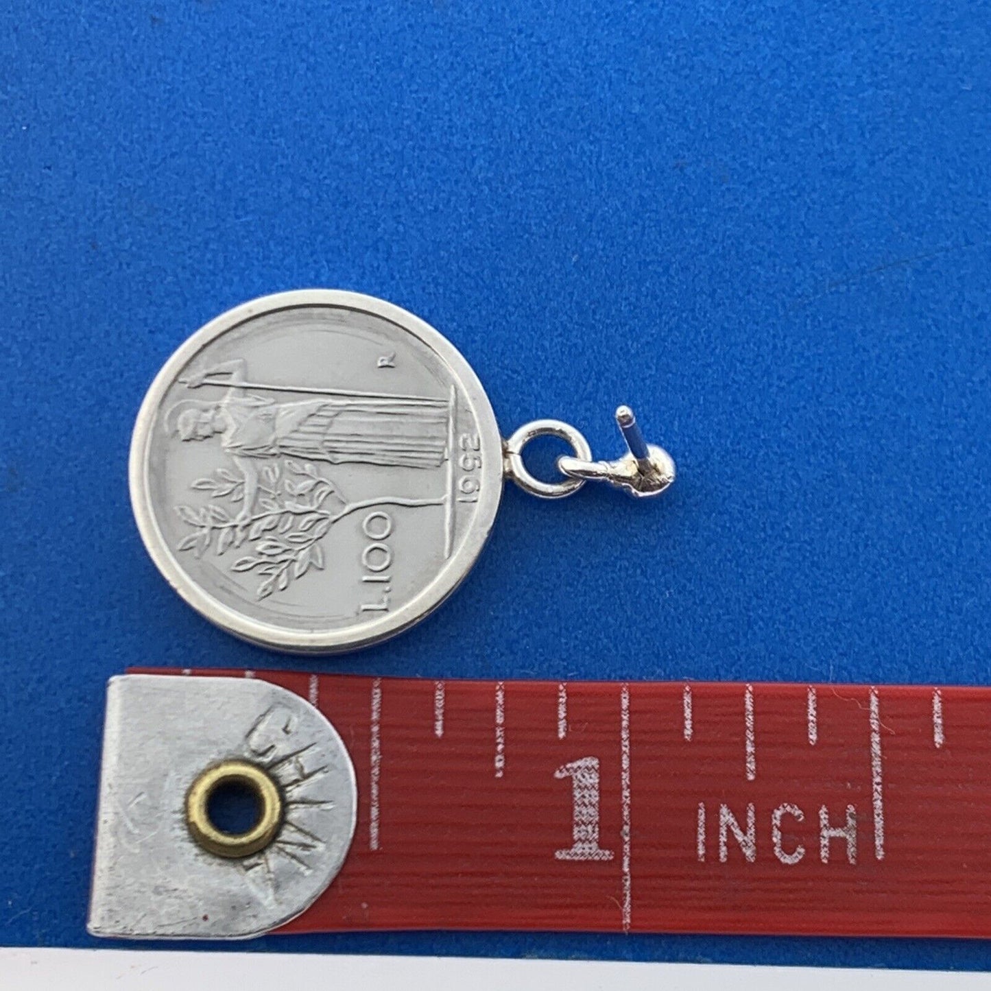 Stunning Sterling Silver 925 Italian Republic 1992 Coin Stud Dangle Earrings