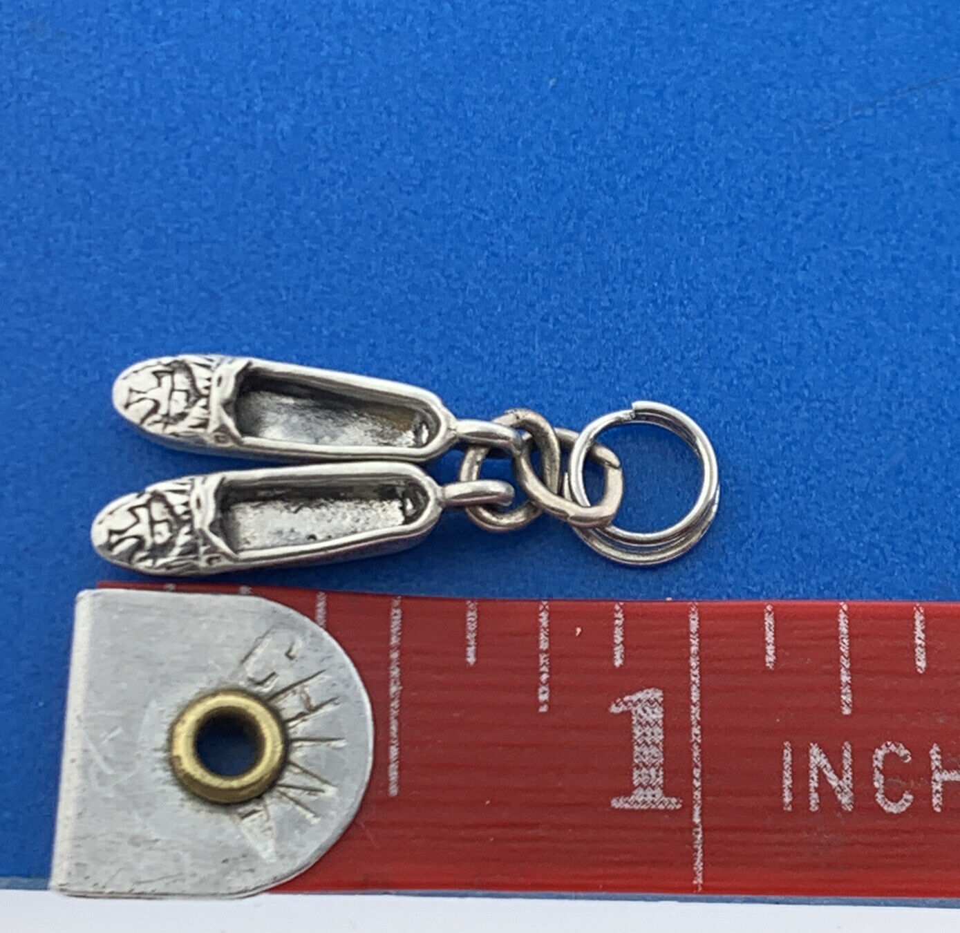 Vintage Sterling Silver Native American Phoenix Design Moccasins Souvenir Charm