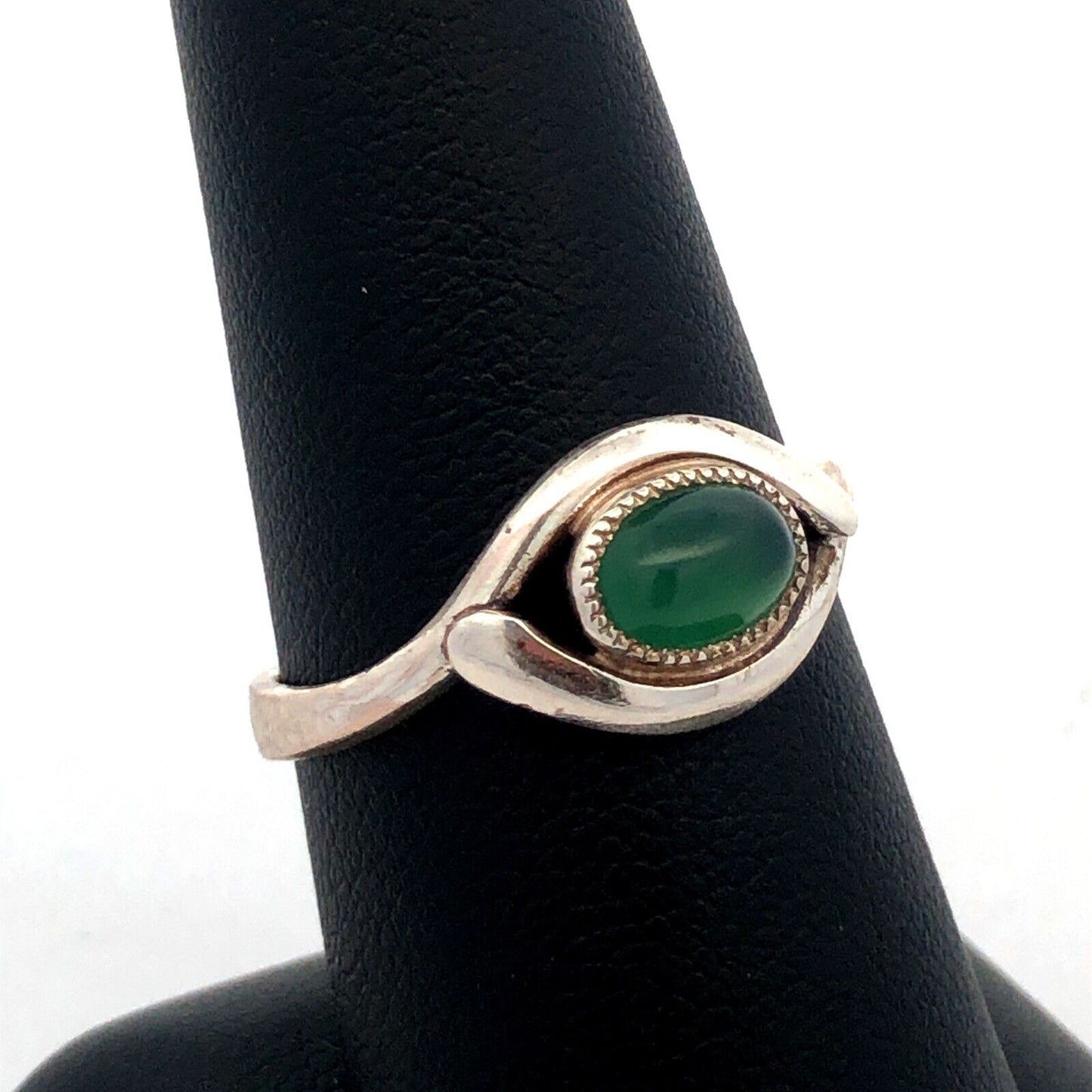 Vintage Designer MC 925 Sterling Silver Oval Green Tourmaline Ring