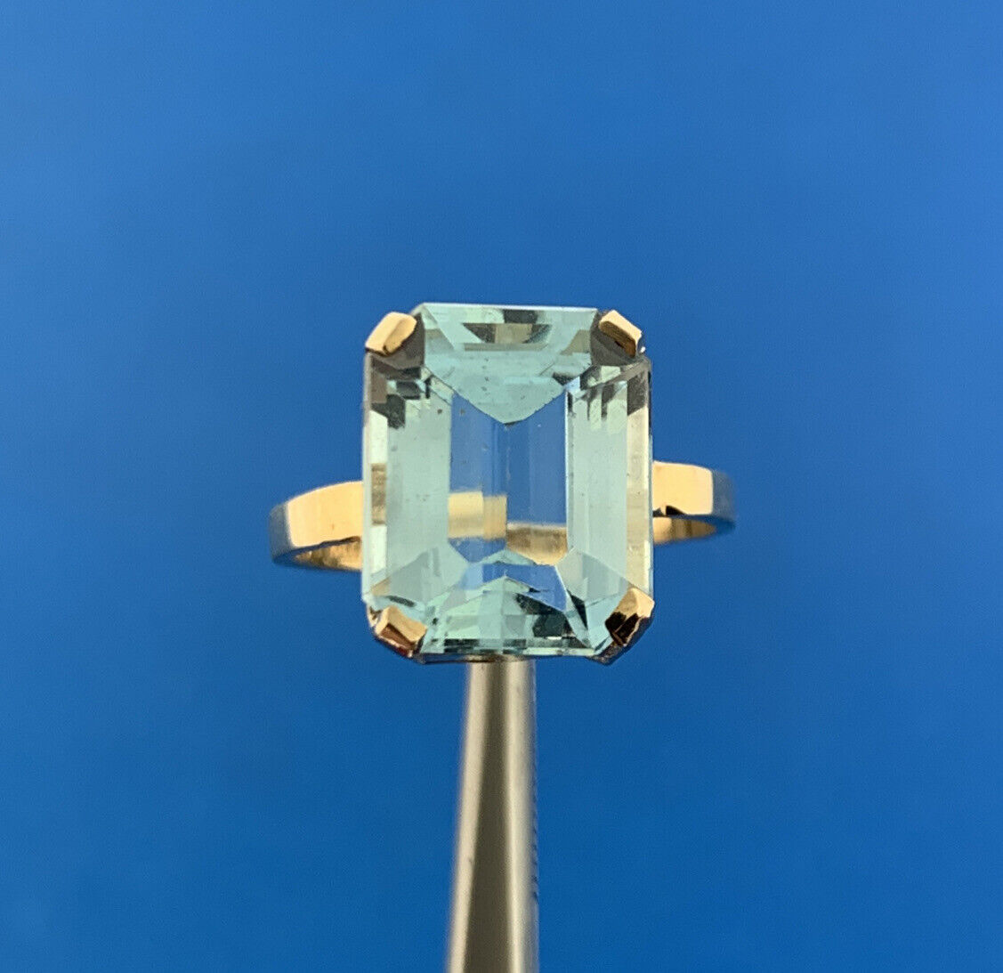 Estate Designer 14K Yellow Gold Rectangle Blue Topaz Solitaire Statement Ring