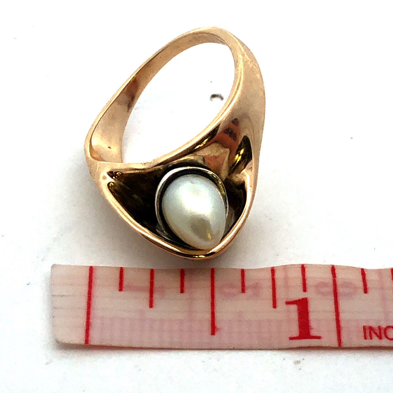 Vintage BAN 14K Yellow Gold Egg Oval Pearl Modernist Statement Ring
