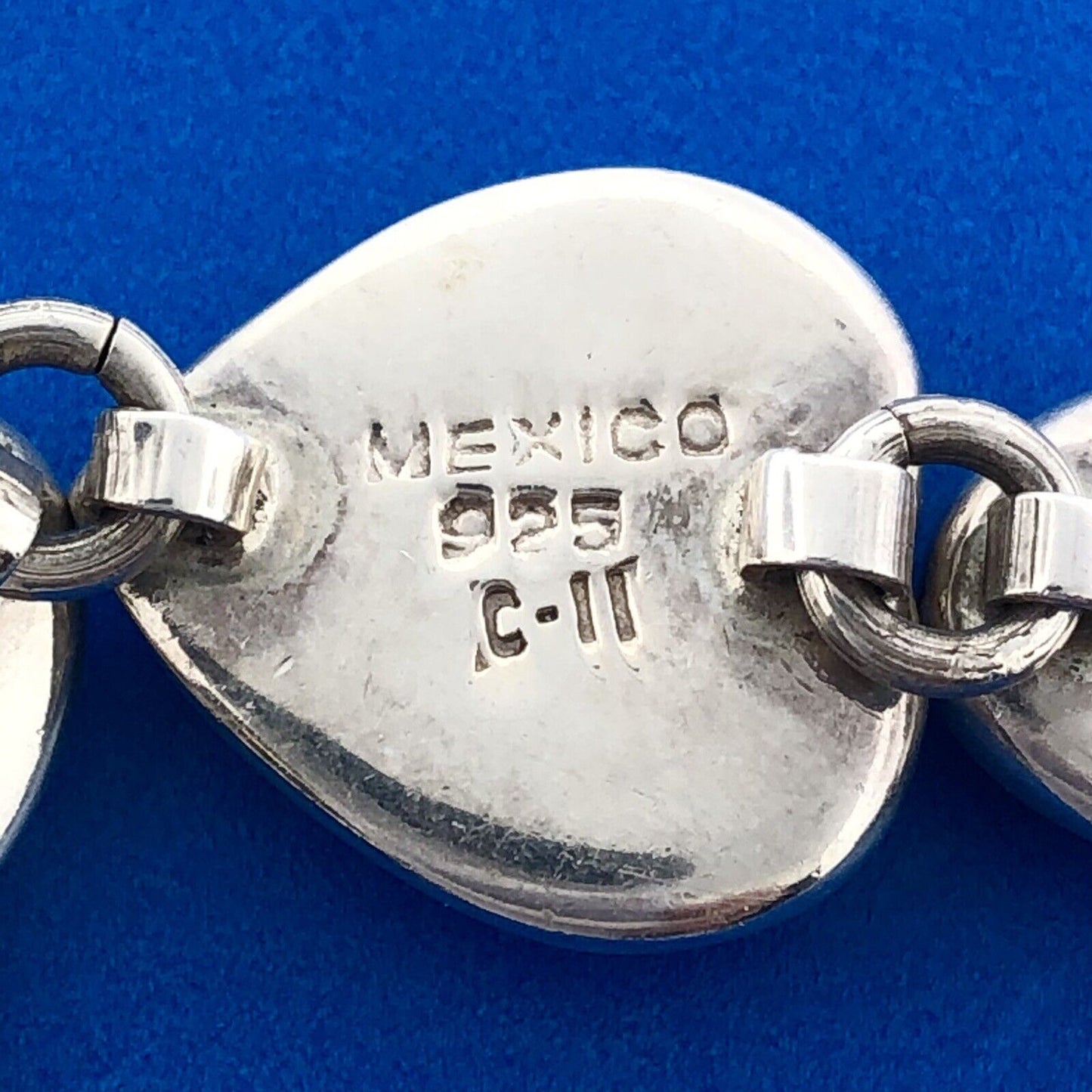 Vintage Taxco Mexico 925 Sterling Silver Black Onyx Heart Oval Panel Bracelet