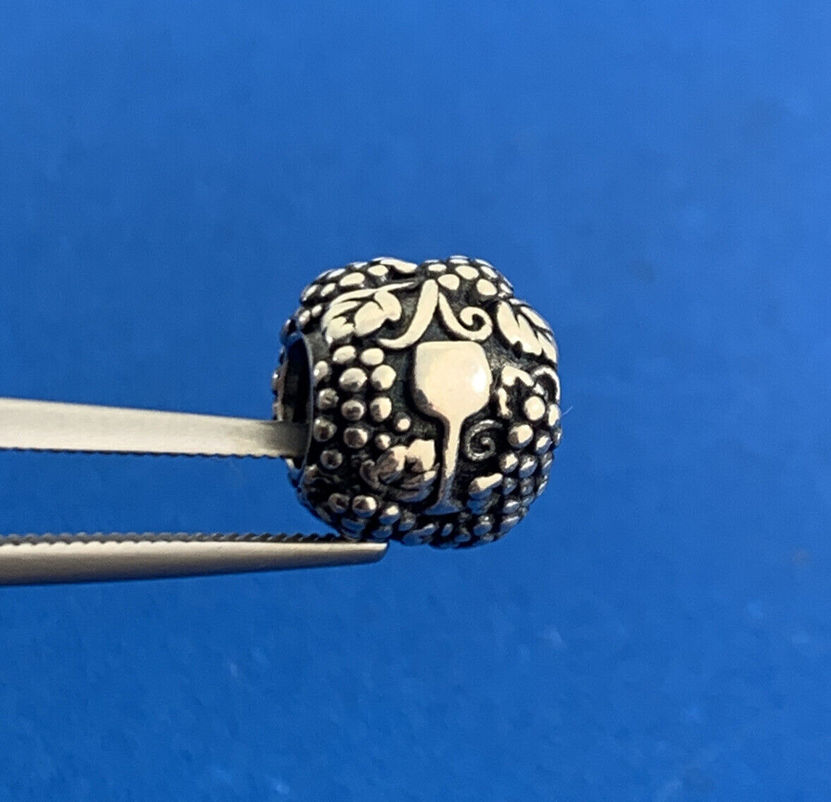PANDORA 925 Sterling Silver Retired Vineyard Wine & Grapes Slide Charm 791222