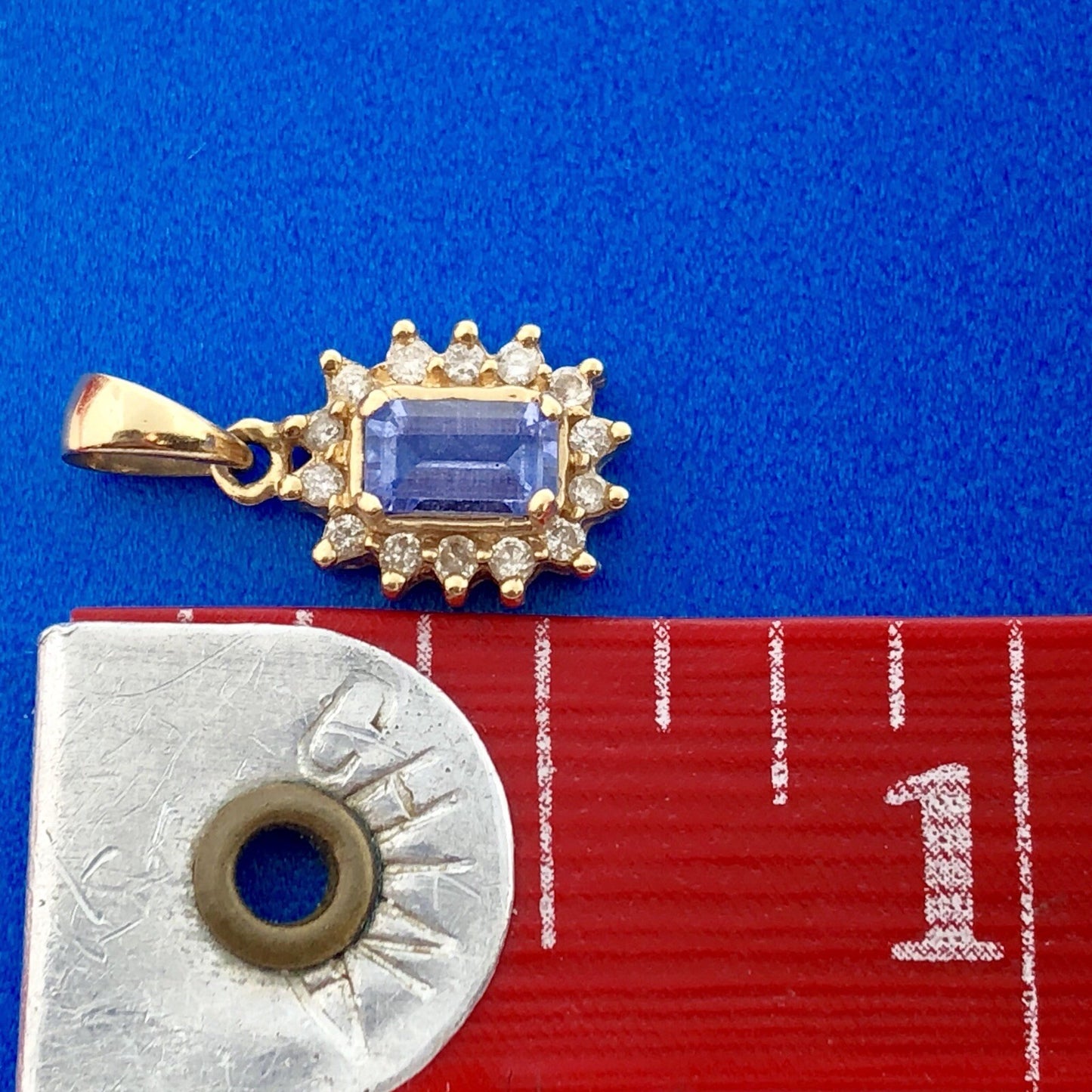 14K Yellow Gold Purple Tanzanite Diamond Charm Pendant