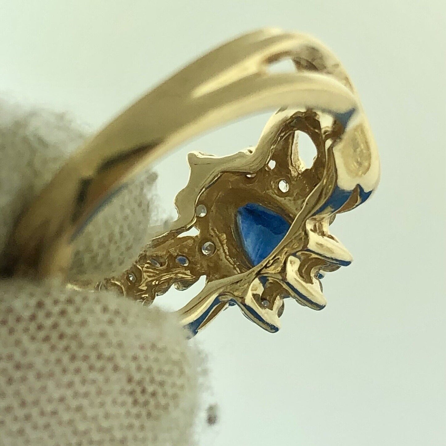 Retro Designer 14K Yellow Gold Sapphire Pear Diamond Halo Accented Cocktail Ring