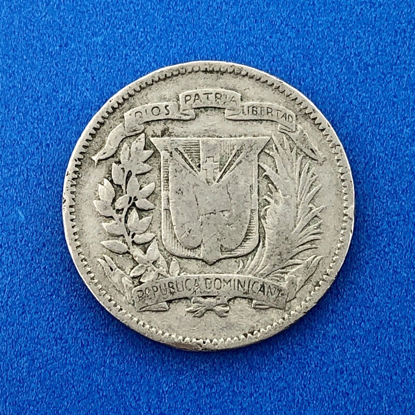 1939 Dominican Republic 5 Centavos 5 Grammos Tough Key Date Low Mintage Coin