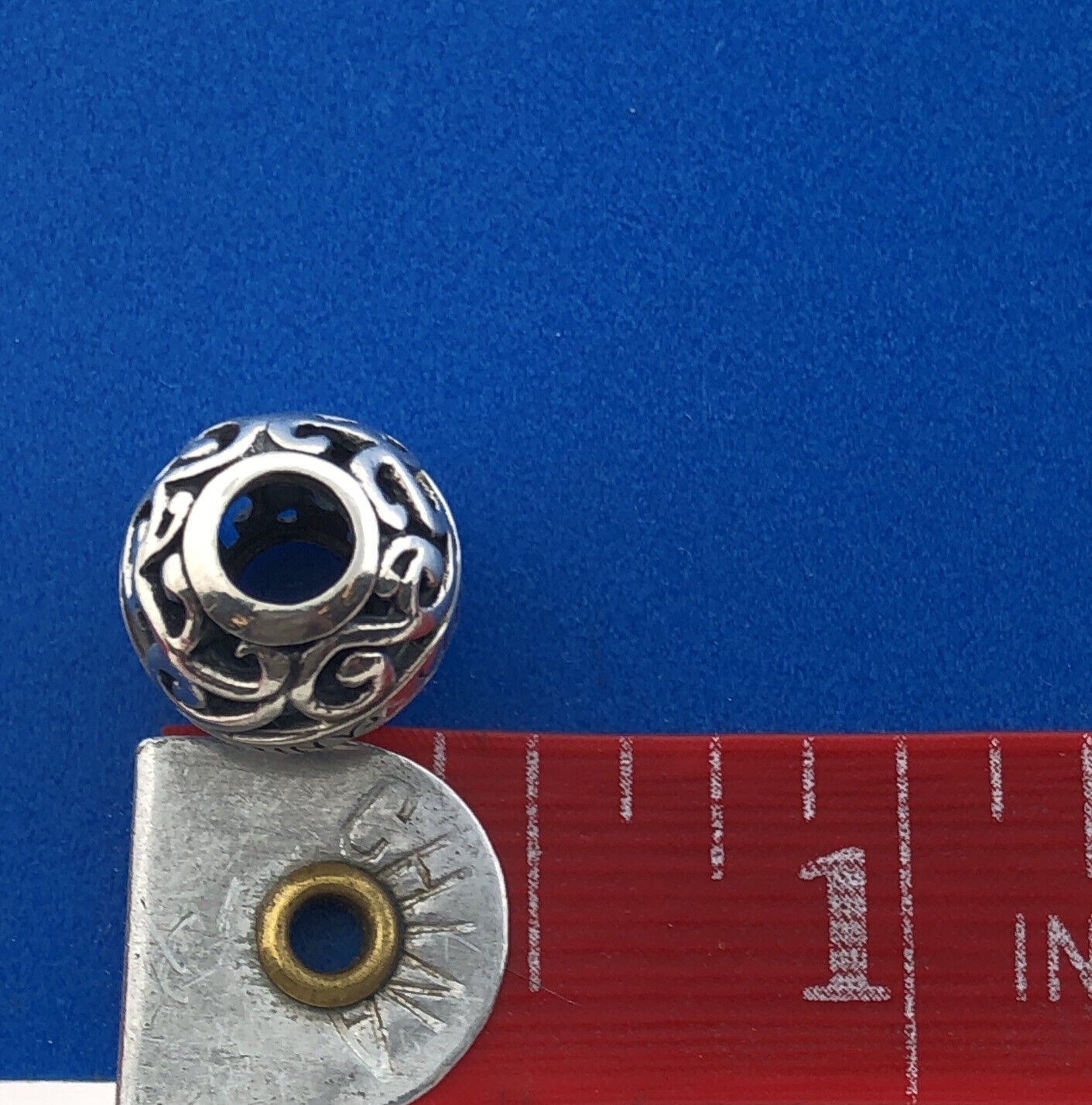 Chamilia Happy Anniversary 925 Sterling Silver Swirl Scroll Bead Charm