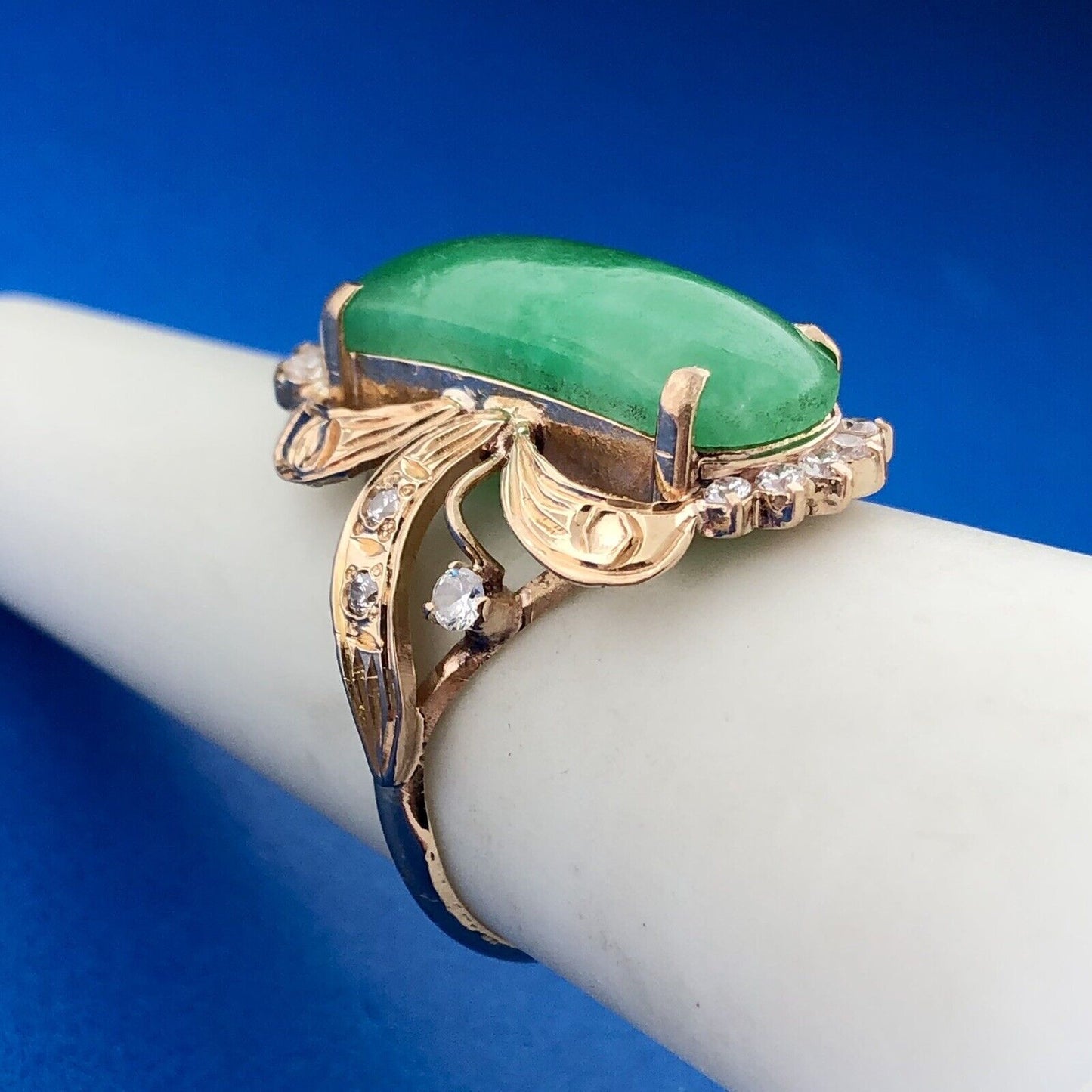 Retro 18K Yellow Gold Jade Jadeite Cabochon Cubic Zirconia Accent Cocktail Ring