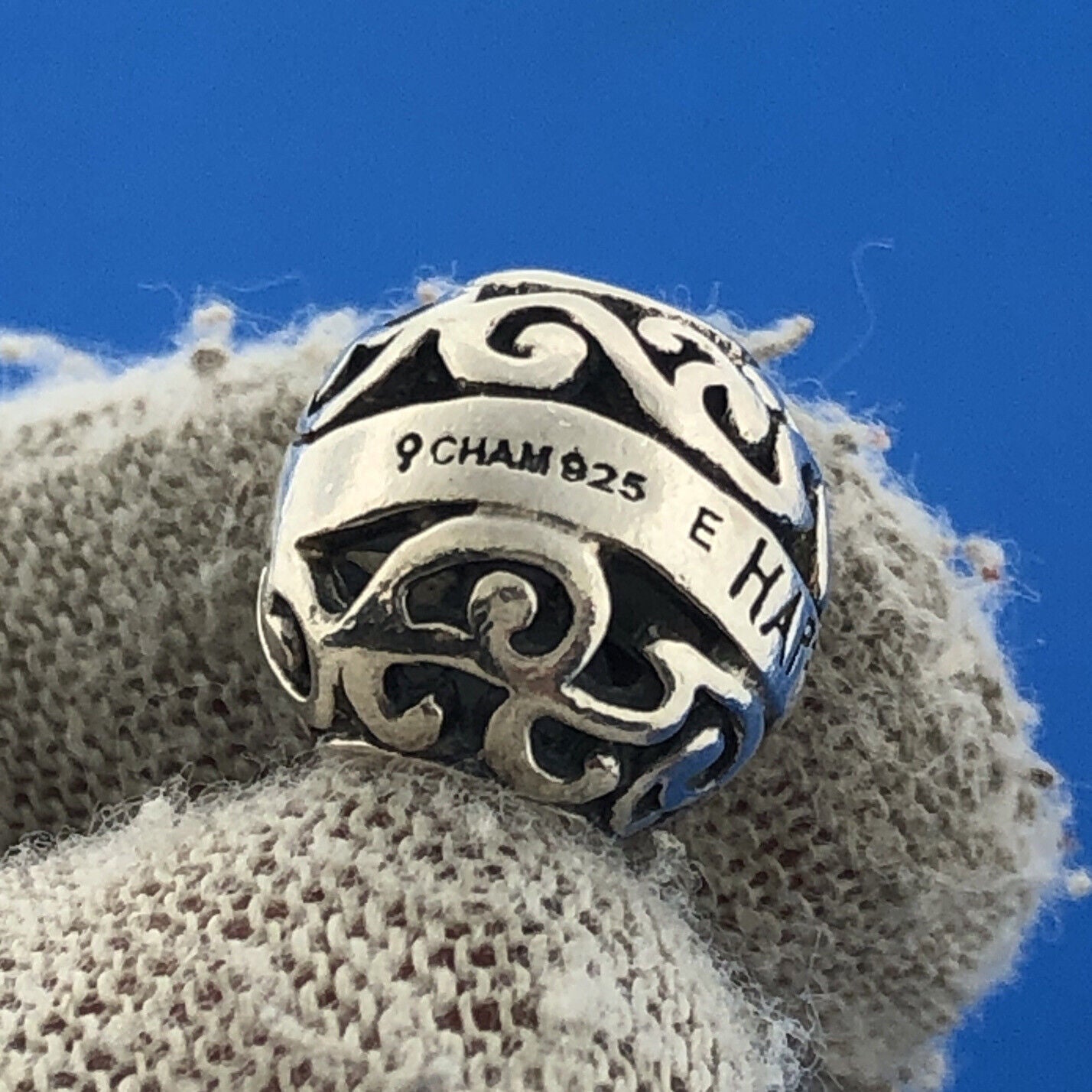 Chamilia Happy Anniversary 925 Sterling Silver Swirl Scroll Bead Charm