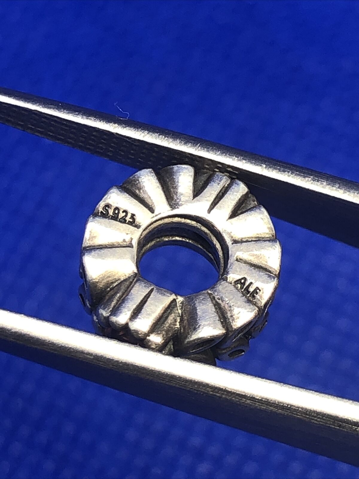 Authentic PANDORA 791224CFP Sparkling Twice As Nice Flower Bead Retired Charm