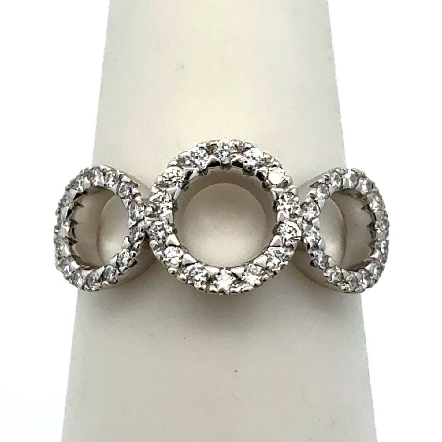 Roberto Coin 18K White Gold Pave Diamond Infinity Circle Ring