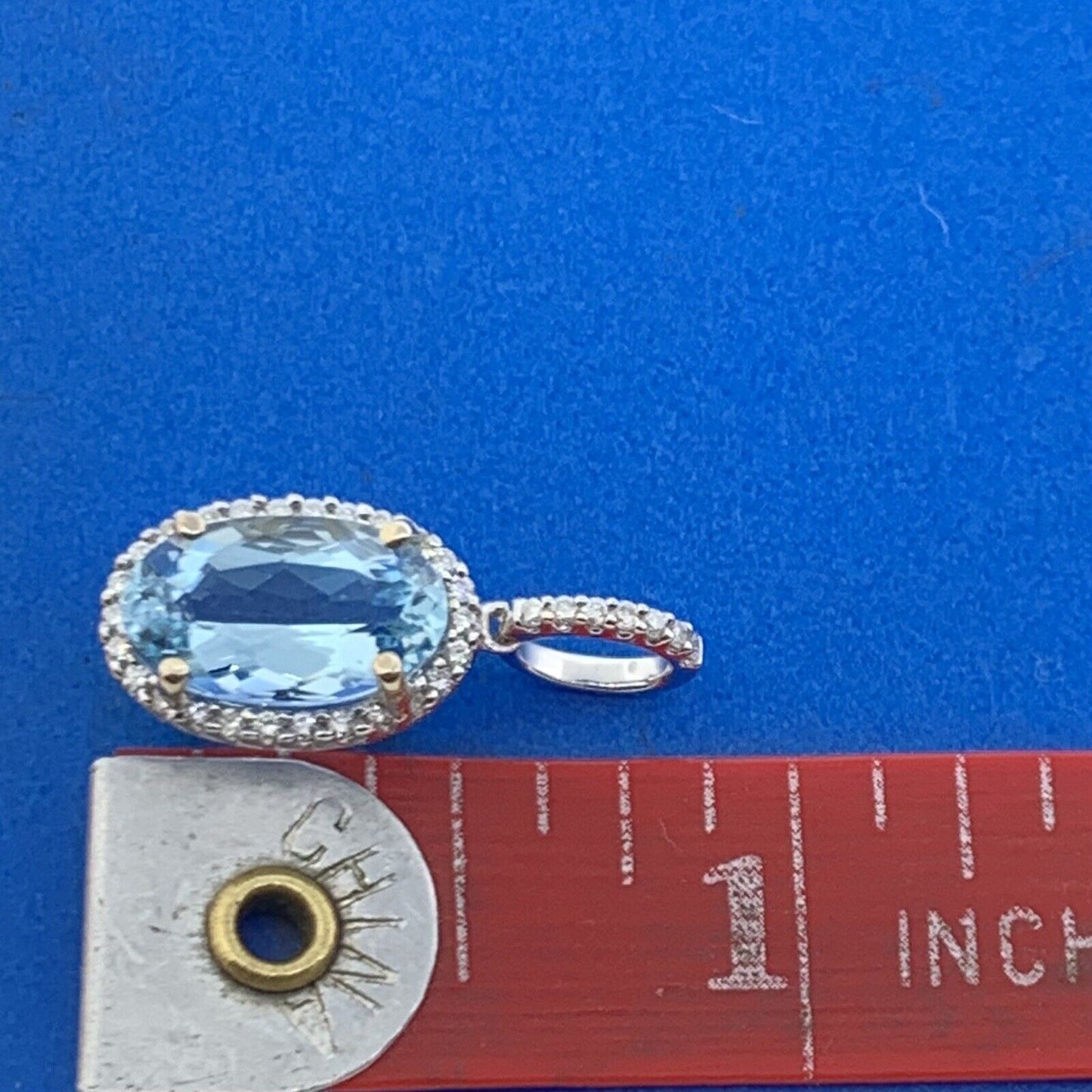 18K White Gold Oval Aquamarine Diamond Halo Pendant